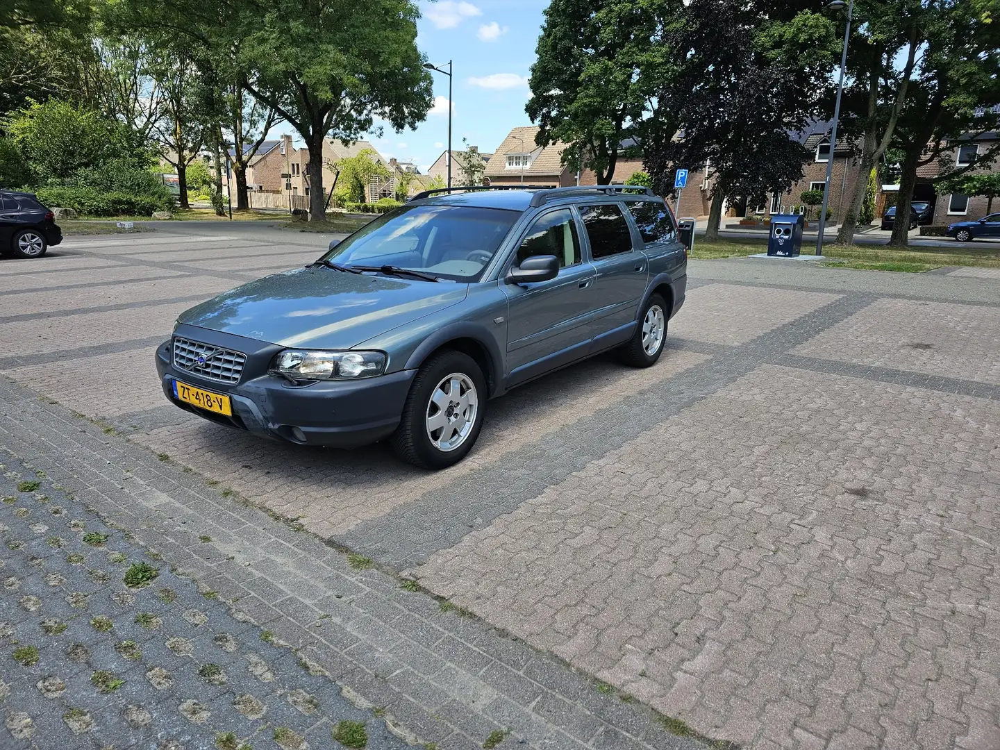 Volvo XC70 - 1