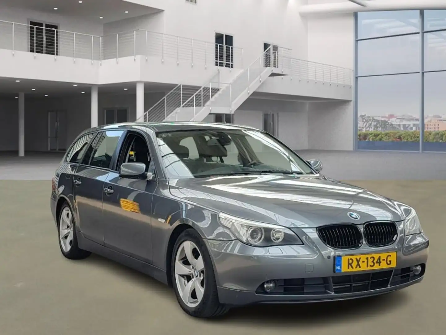 BMW 525 5-serie Touring 525i High Executive MOTOR TIKT !! Grijs - 2