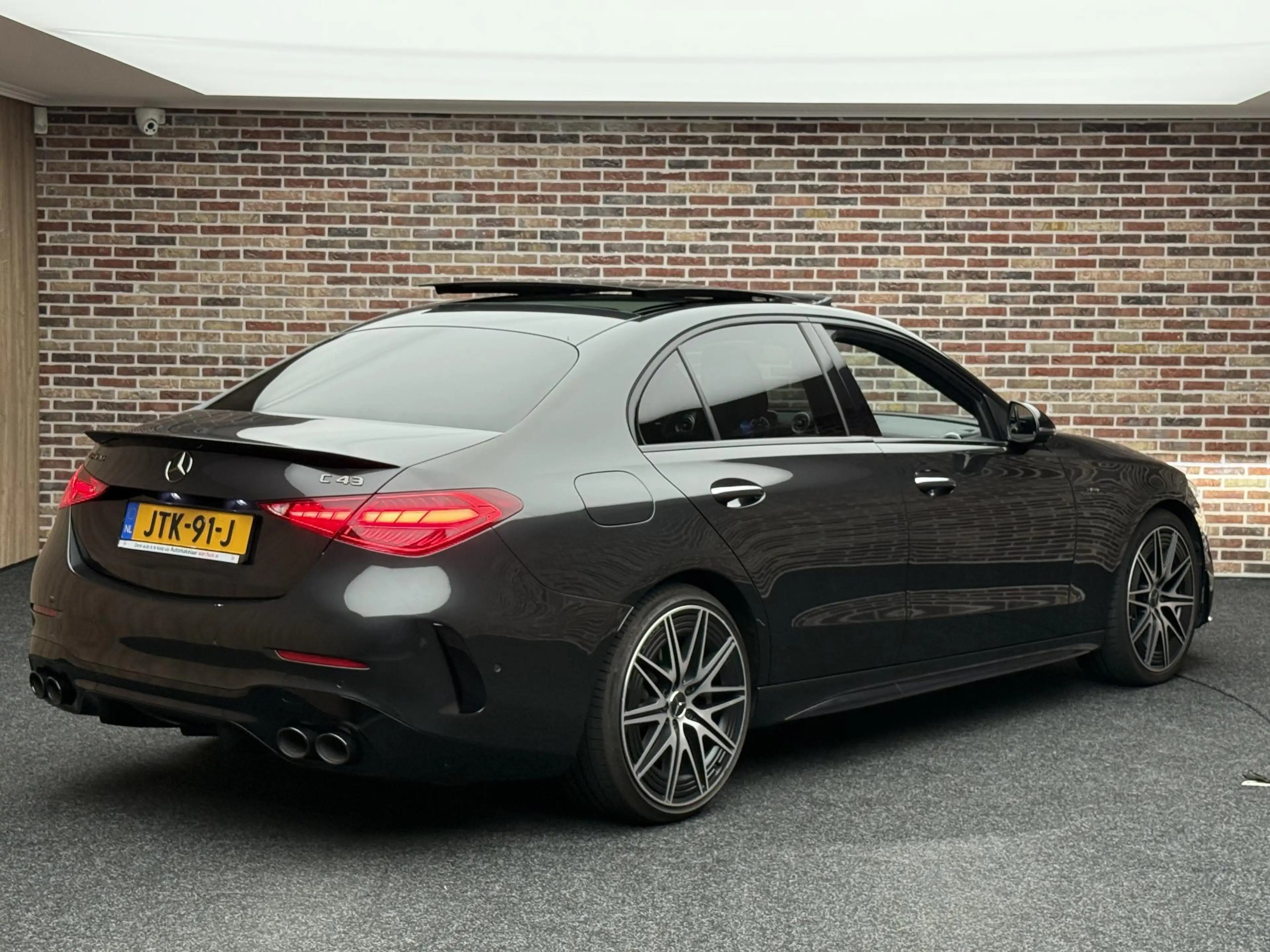 Mercedes-Benz C 43 AMG 4MATIC | Pano | Hud | — photo 2