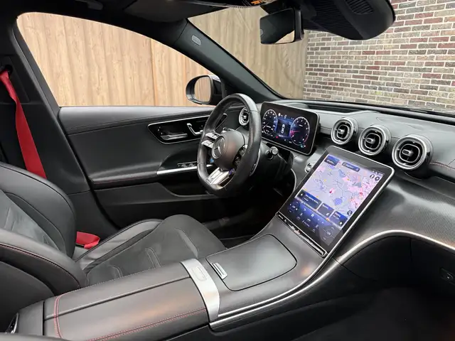 Mercedes-Benz C-Class view 29