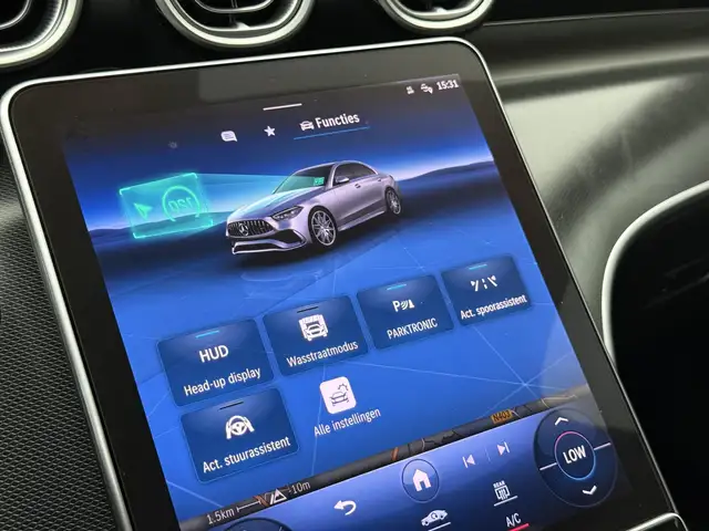 Mercedes-Benz C-Class view 16