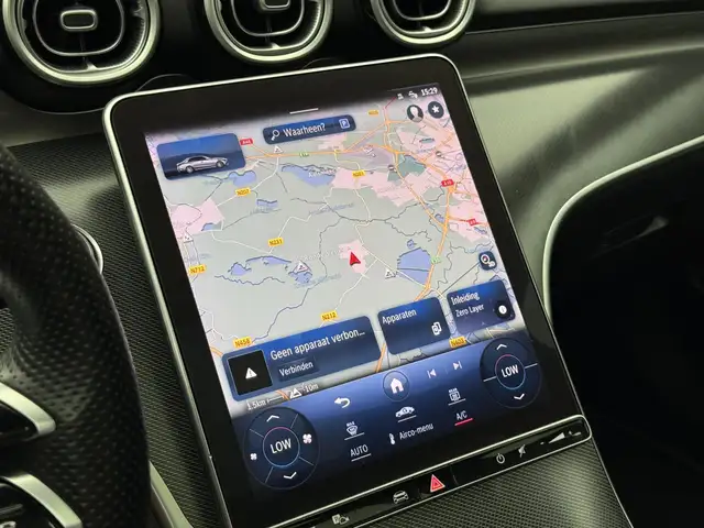 Mercedes-Benz C-Class view 23