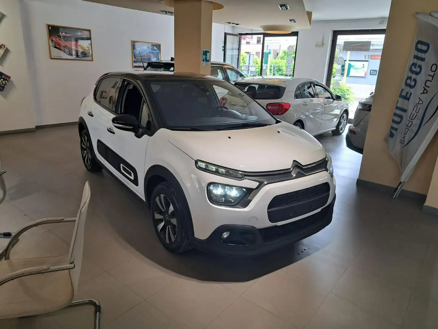 Citroen C3 PureTech 110 S&S Max Blanc - 1