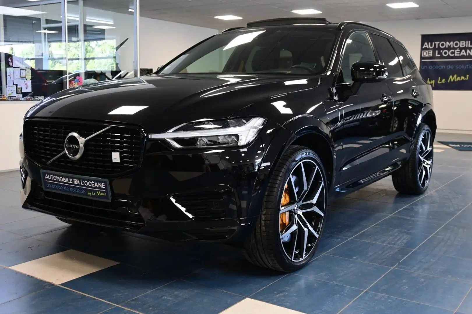 Volvo XC60 T8 AWD 318 ch %2B 87 ch Geartronic 8 Polestar Engi Noir - 1