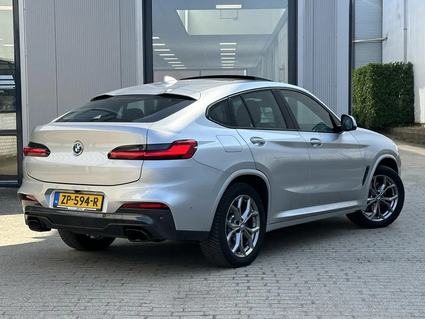 BMW X4 xDrive30i High Executive M-Sport | NL Auto/2e Eig. Grijs - 2