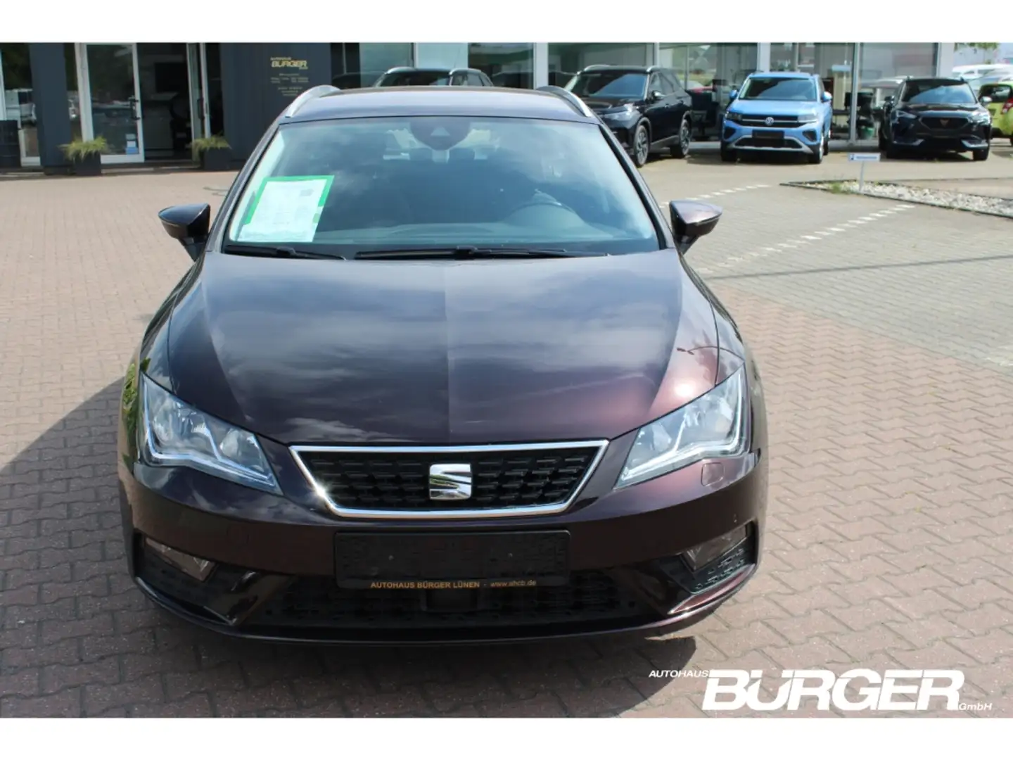 SEAT Leon ST Style 1.6 TDI AHK Navi Kamera ACC Apple CarPlay Lilla - 2