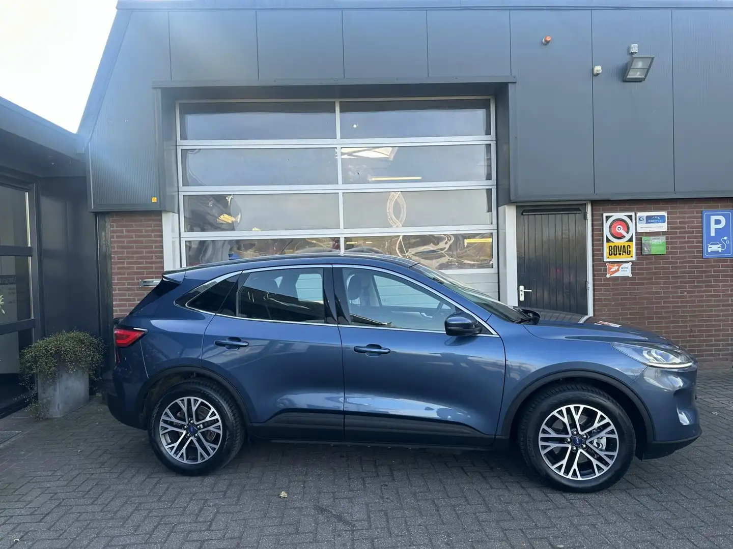 Ford Kuga 2.5 PHEV Titanium TH/CARPLAY *ALL-IN PRIJS* Azul - 2