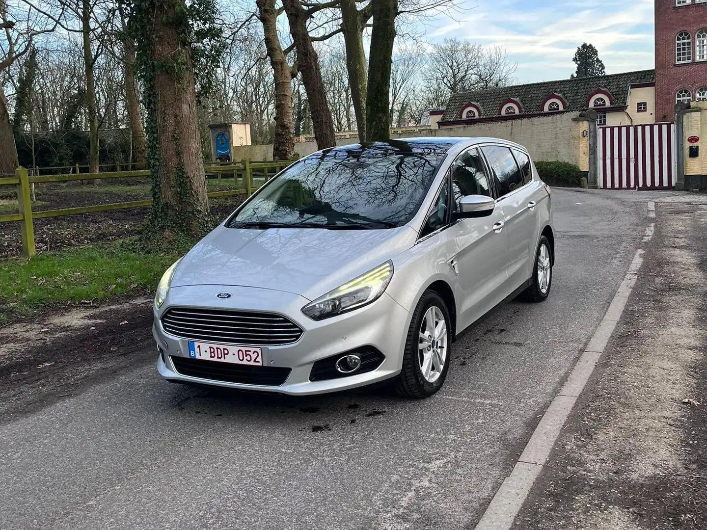 Ford S-Max 2.0 TDCi Business Class PowerShift Zilver - 2