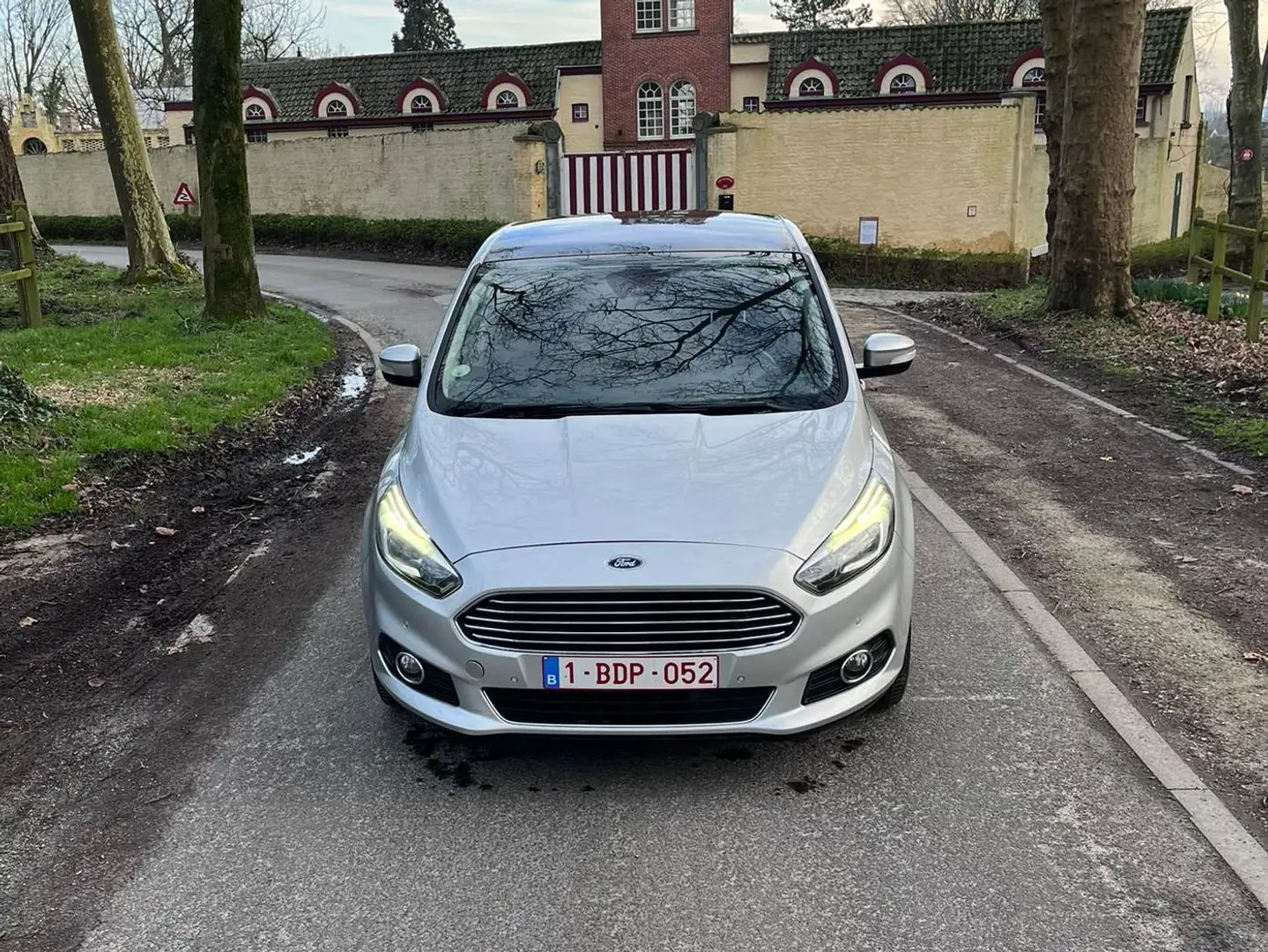 Ford S-Max 2.0 TDCi Business Class PowerShift Zilver - 1