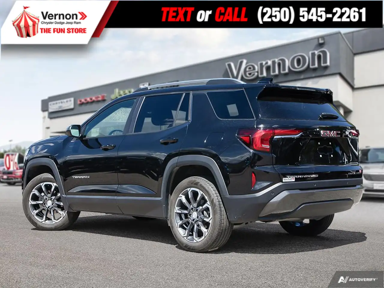 GMC Terrain photo GMC Terrain