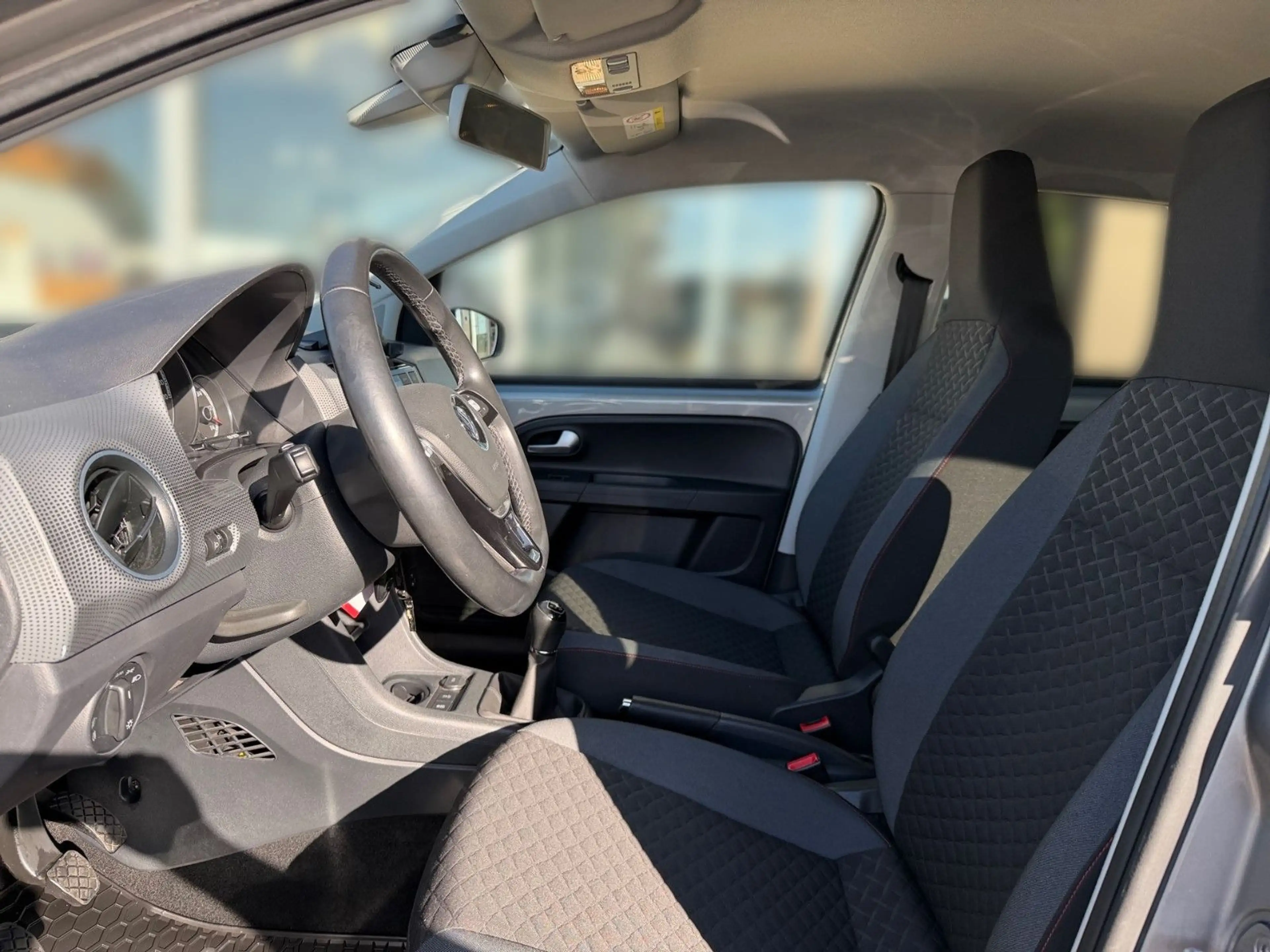 Volkswagen up! join up! Start-Stop — photo 7