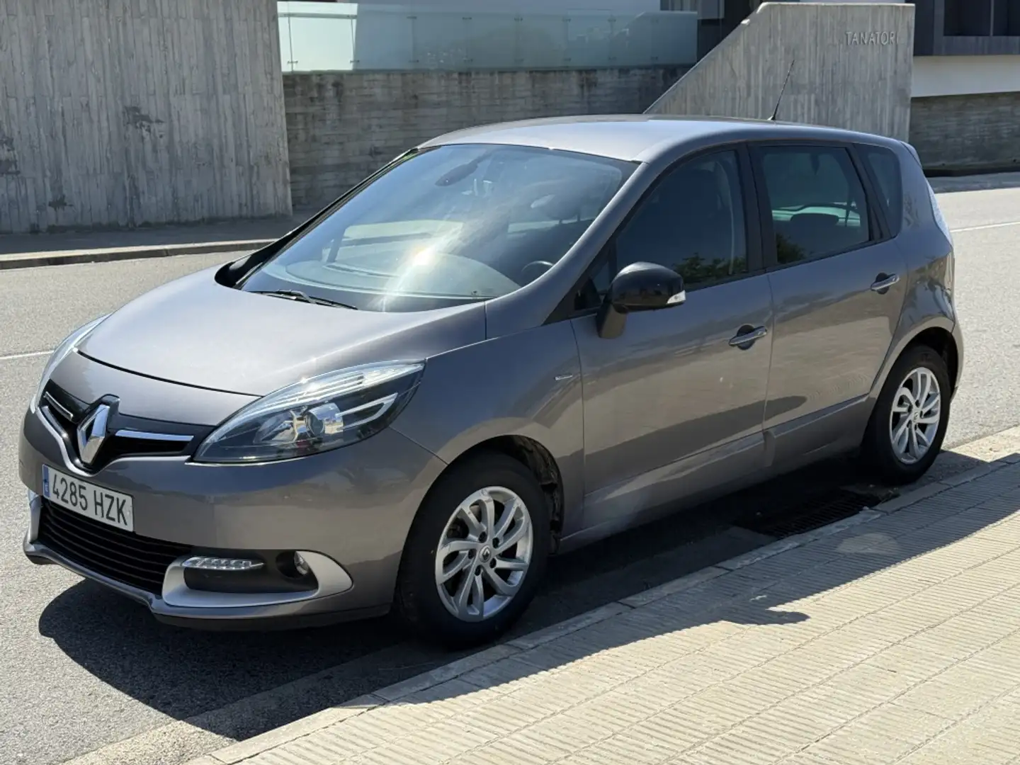 Renault Scenic 1.2 TCe Energy Limited Gris - 1