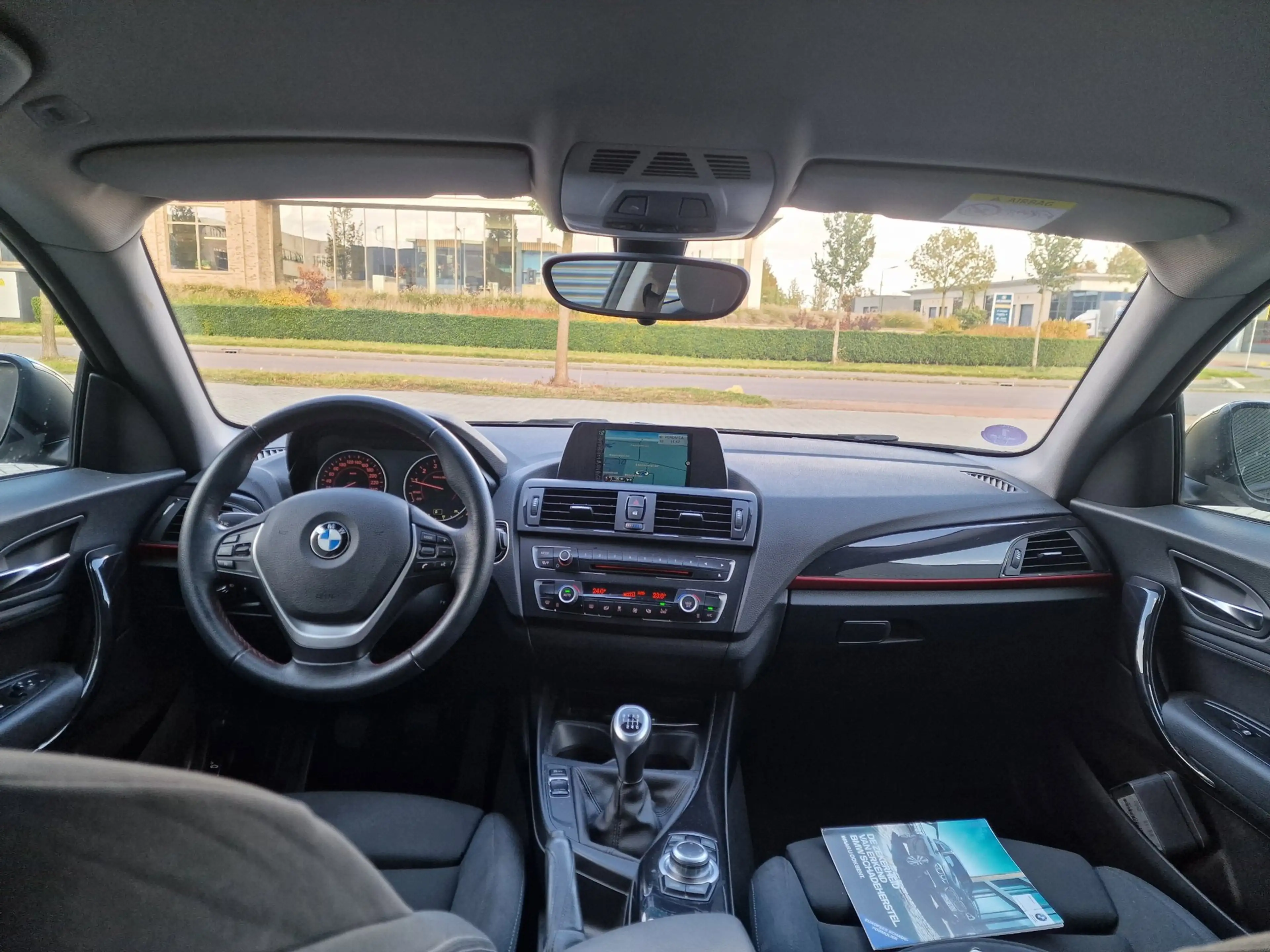 BMW 116 1-serie 116i Business NAVI PSENSOR CRUISE 2 X SLEU — photo 11