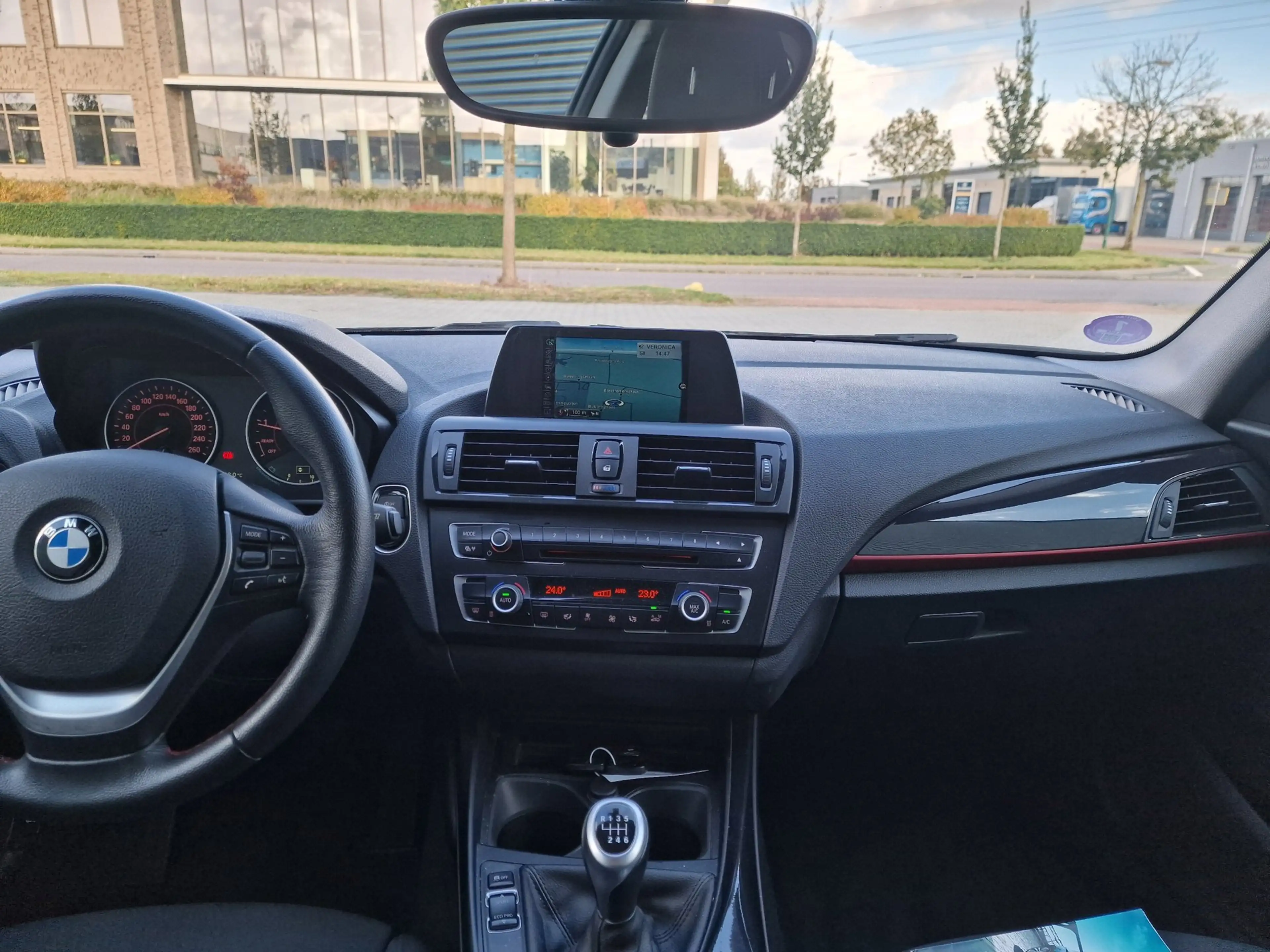 BMW 116 1-serie 116i Business NAVI PSENSOR CRUISE 2 X SLEU — photo 12