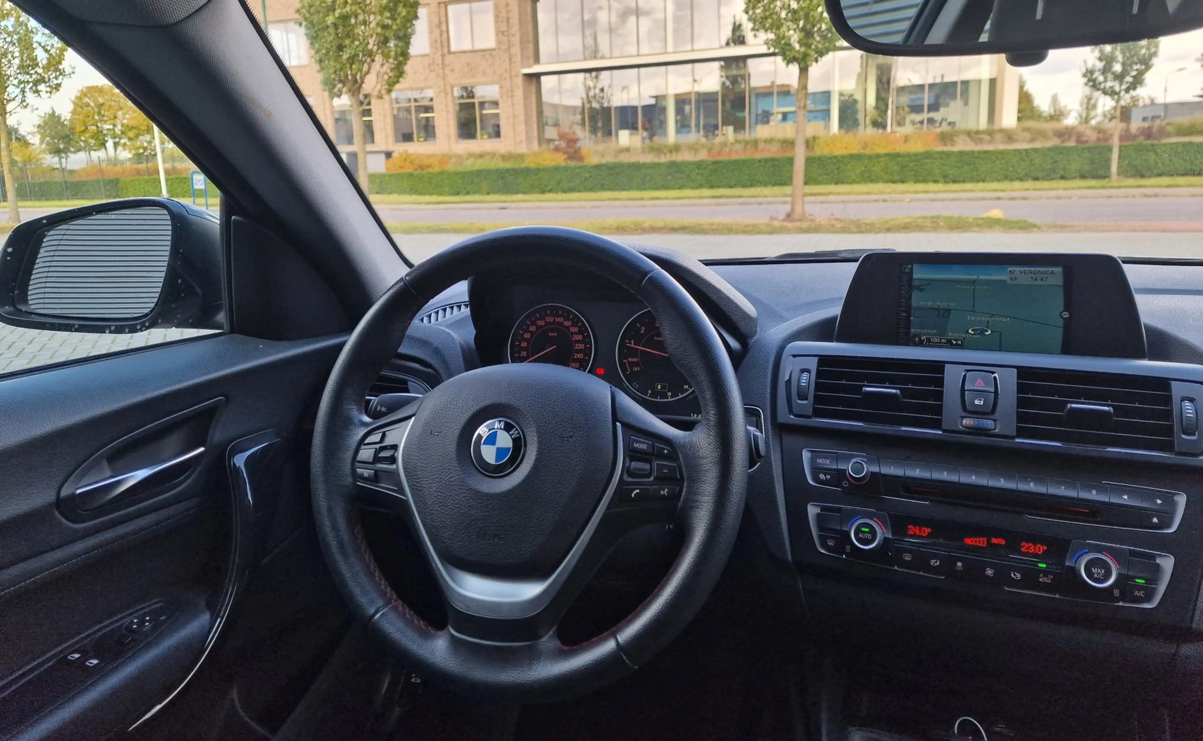 BMW 116 1-serie 116i Business NAVI PSENSOR CRUISE 2 X SLEU — photo 13