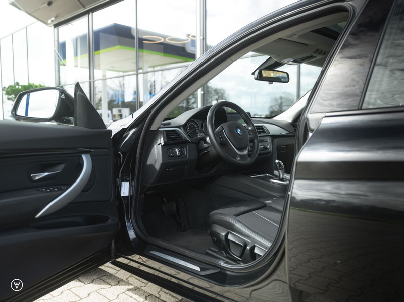 BMW 335 335i GT â Pano, Sportst. Radar etc — photo 2