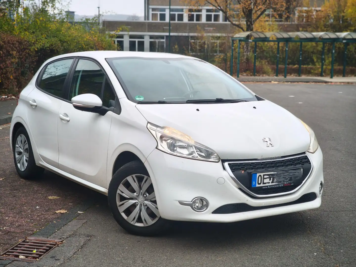 Peugeot 208 82 VTI Active - 1