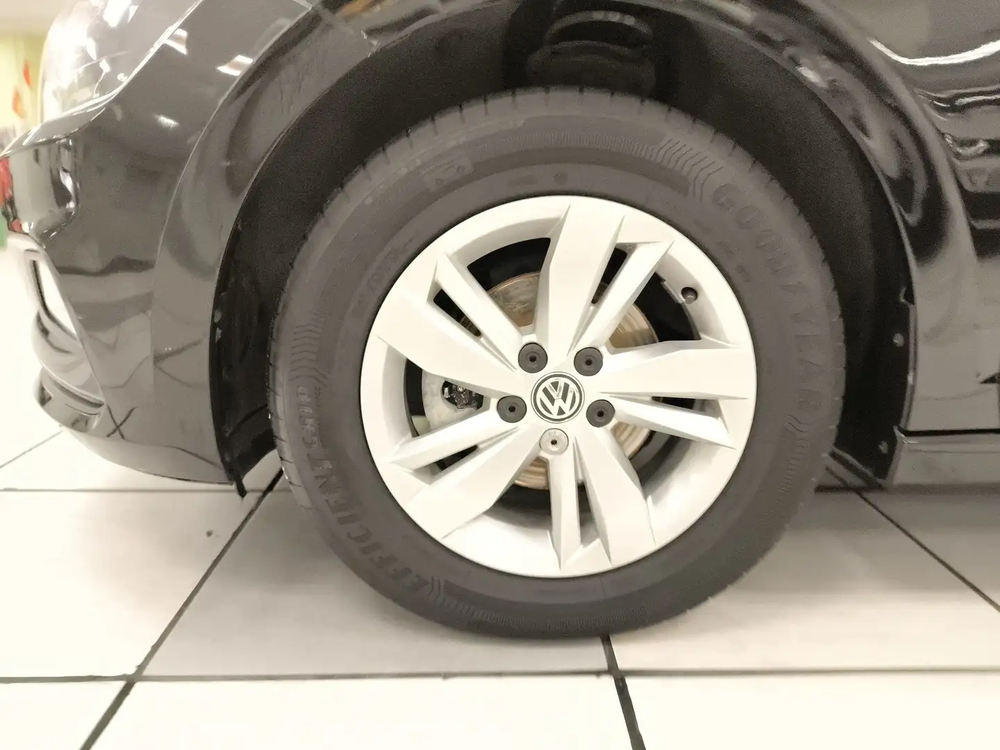 Volkswagen Polo 1.0 Advance 59kW Noir - 2