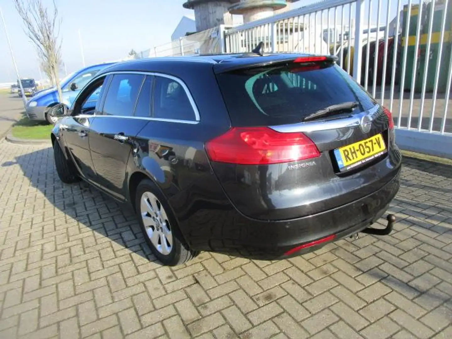 Opel Insignia Sports Tourer 2.0 CDTI Business Noir - 2