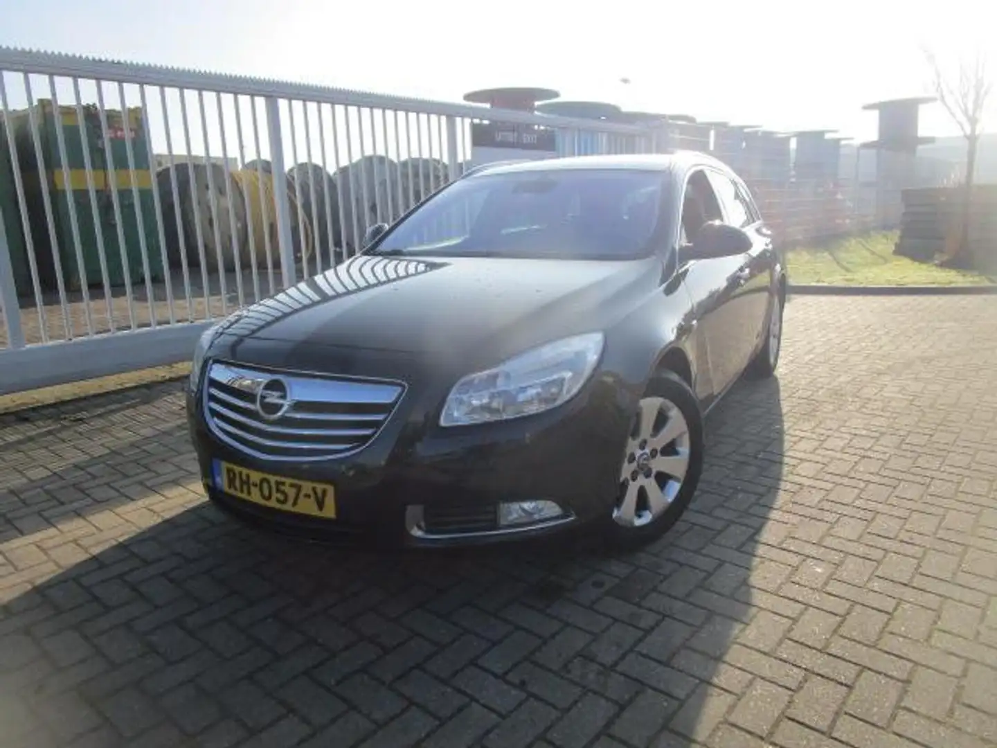 Opel Insignia Sports Tourer 2.0 CDTI Business Noir - 1