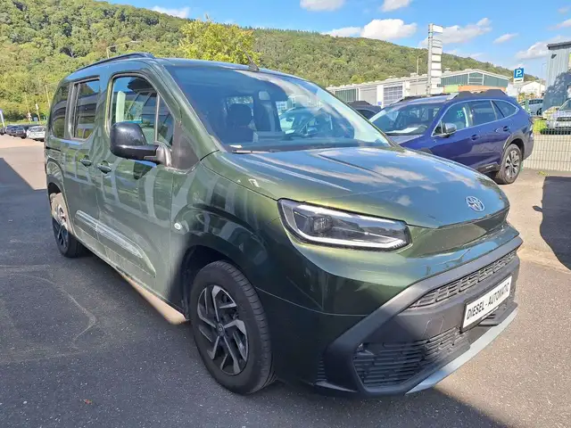 Toyota Proace 1,5D City Verso L1 Team*TOP* WIE NEU!