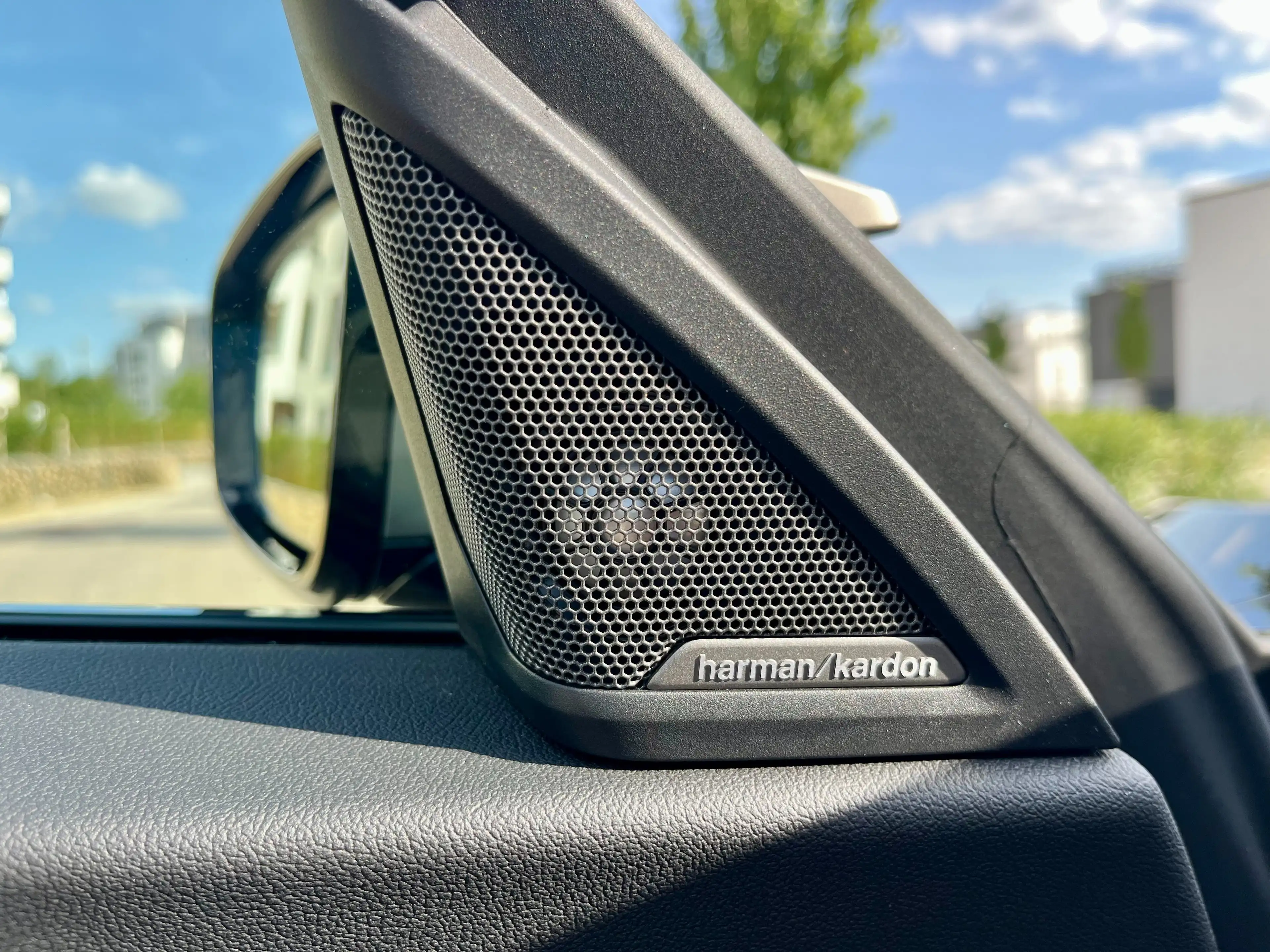 BMW 240 M240i xDrive — photo 15