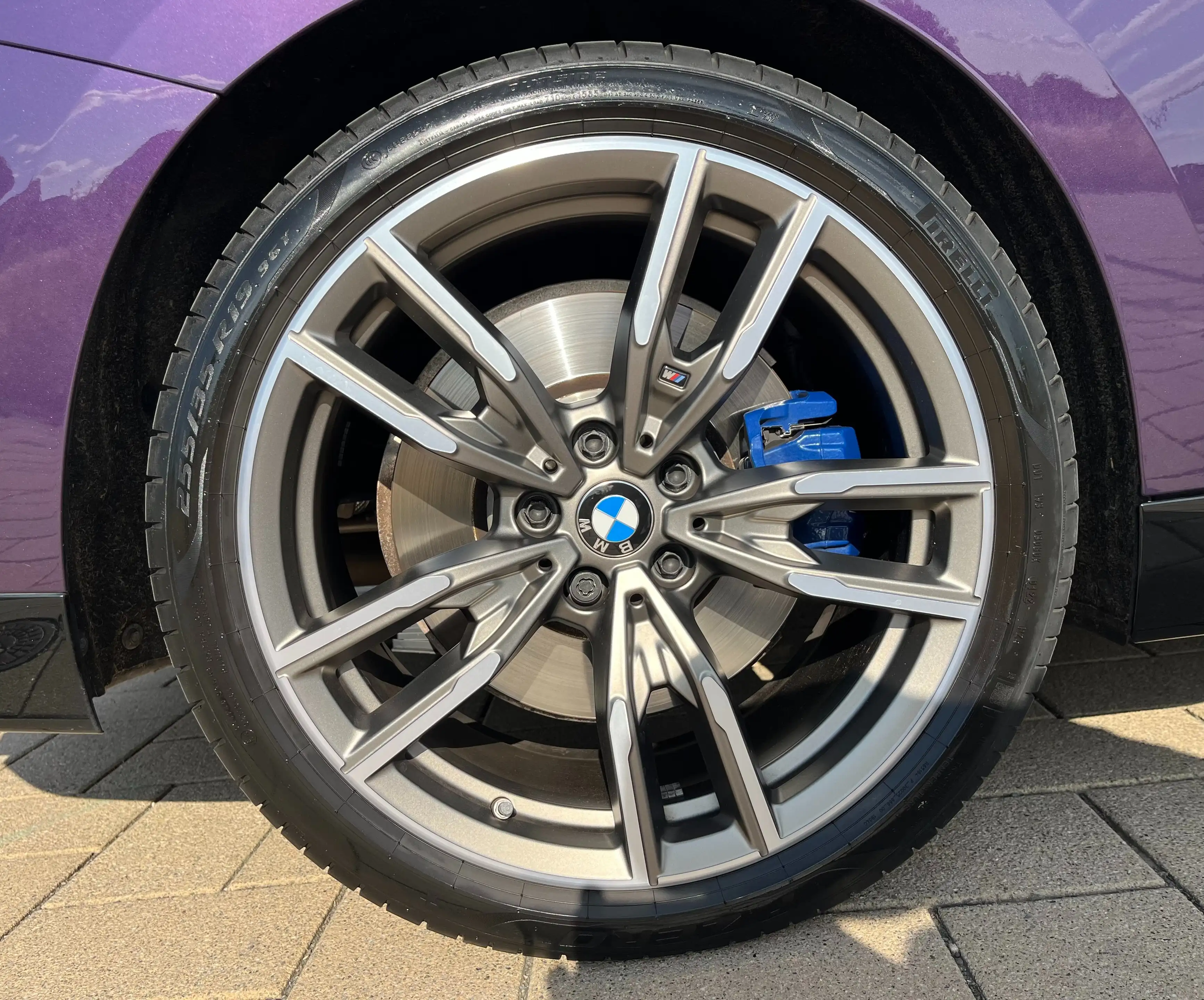 BMW 240 M240i xDrive — photo 9