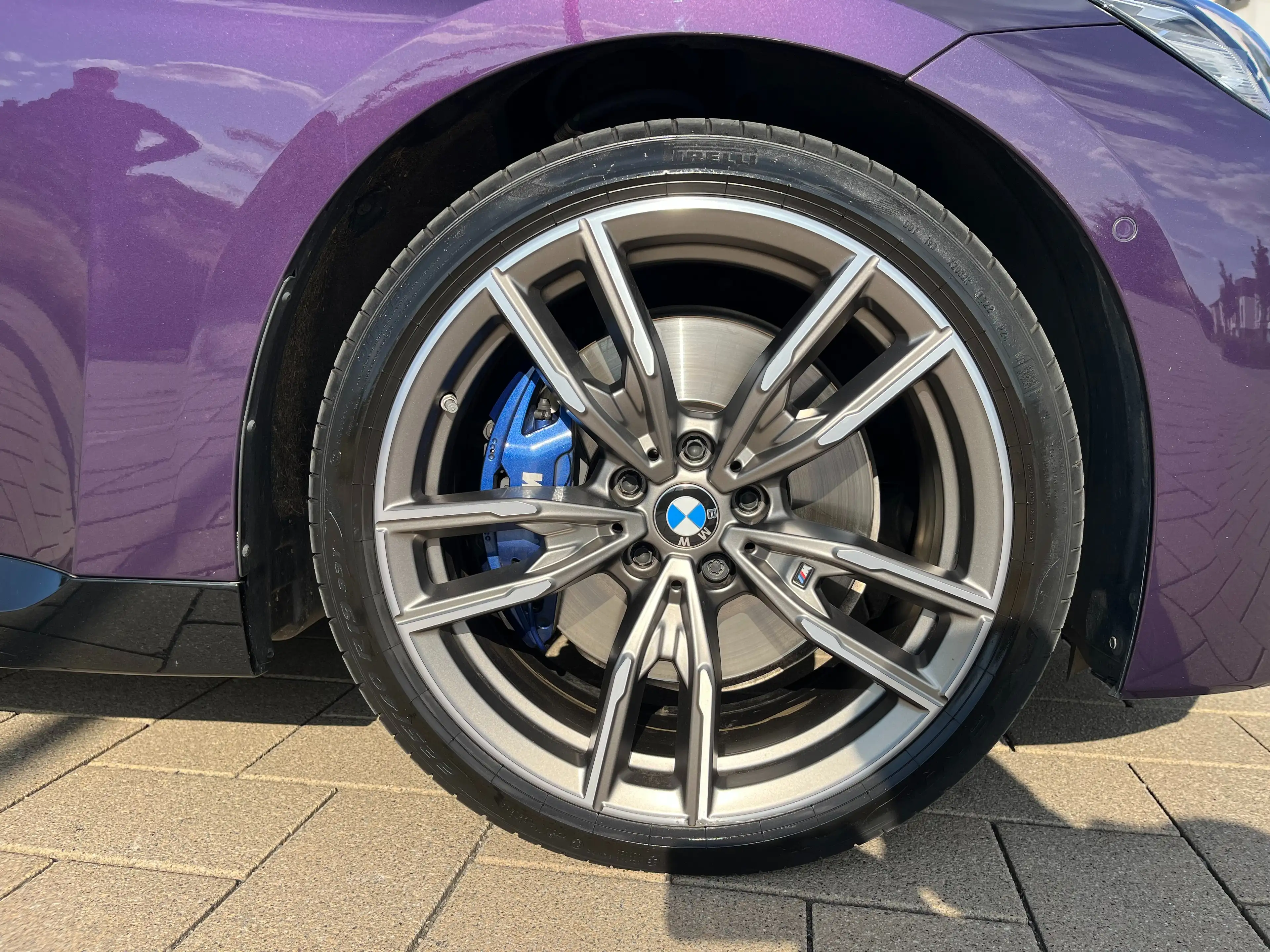 BMW 240 M240i xDrive — photo 8