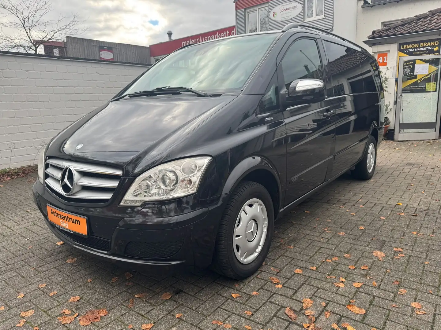 Mercedes-Benz Viano Ambiente Extra-Lang Autom. 7 Sitze Vollleder Xenon Schwarz - 1