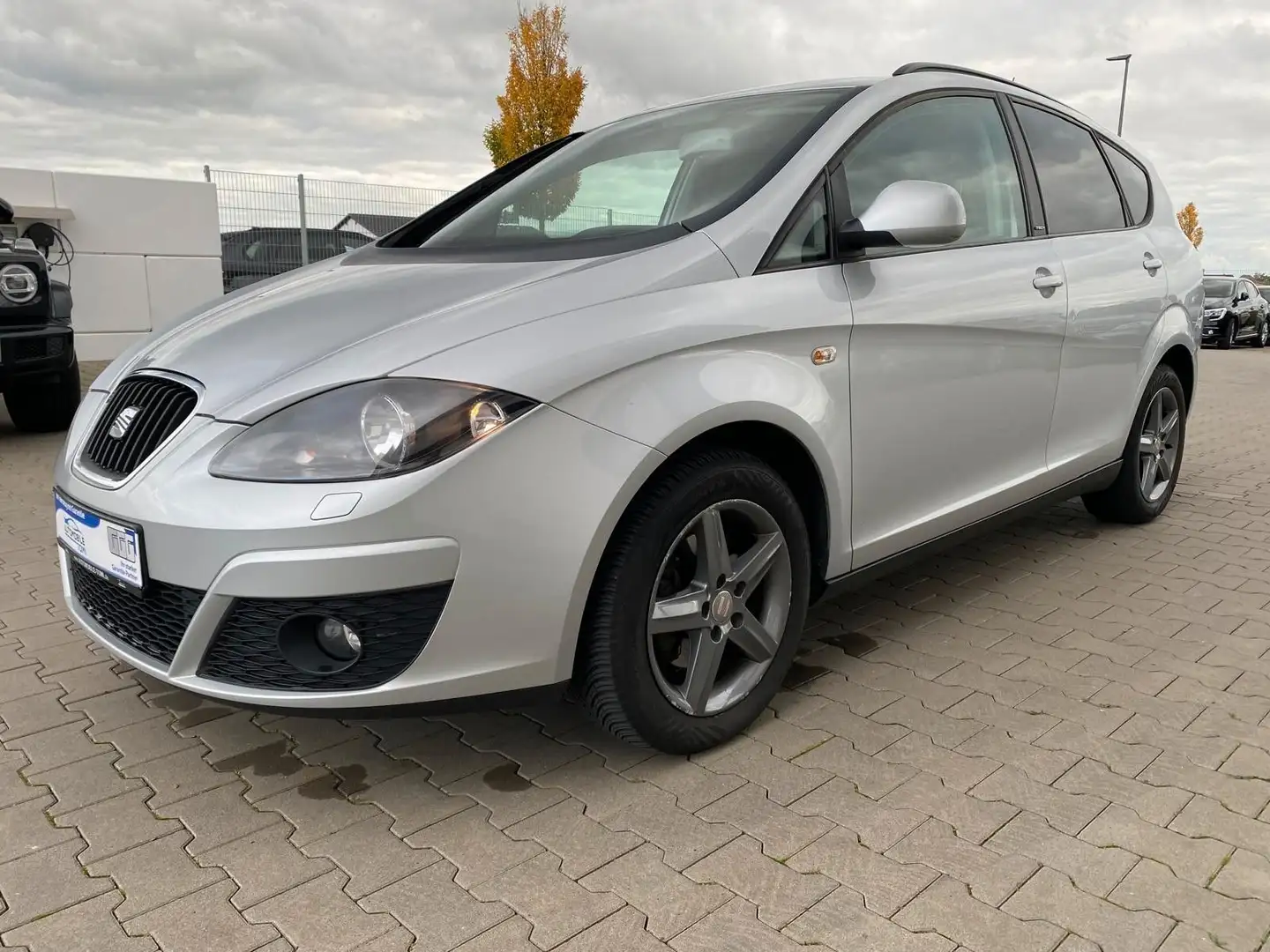 SEAT Altea XL Reference Copa|Autom|SZH|KLIMAAUTO|TEMP Silber - 1