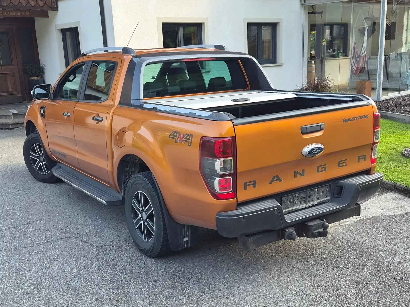 Ford Ranger Ranger Doppelkabine Wildtrak 4x4 3,2 TDCi Aut. Wildtrak Orange - 2