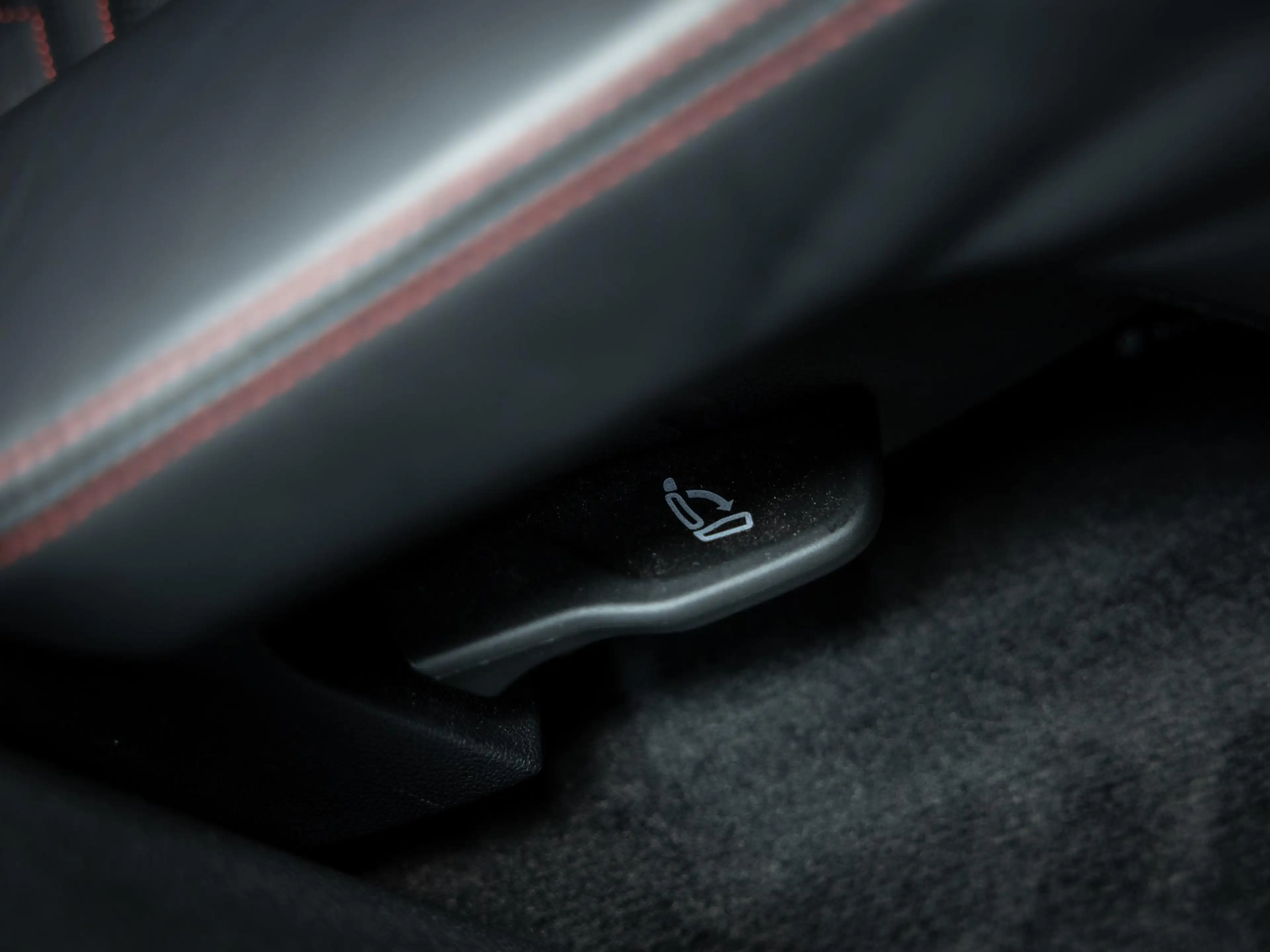 Audi RS Q8 RSQ8 4.0 TFSI quattro Goed uitgevoerde en uiterst — photo 37