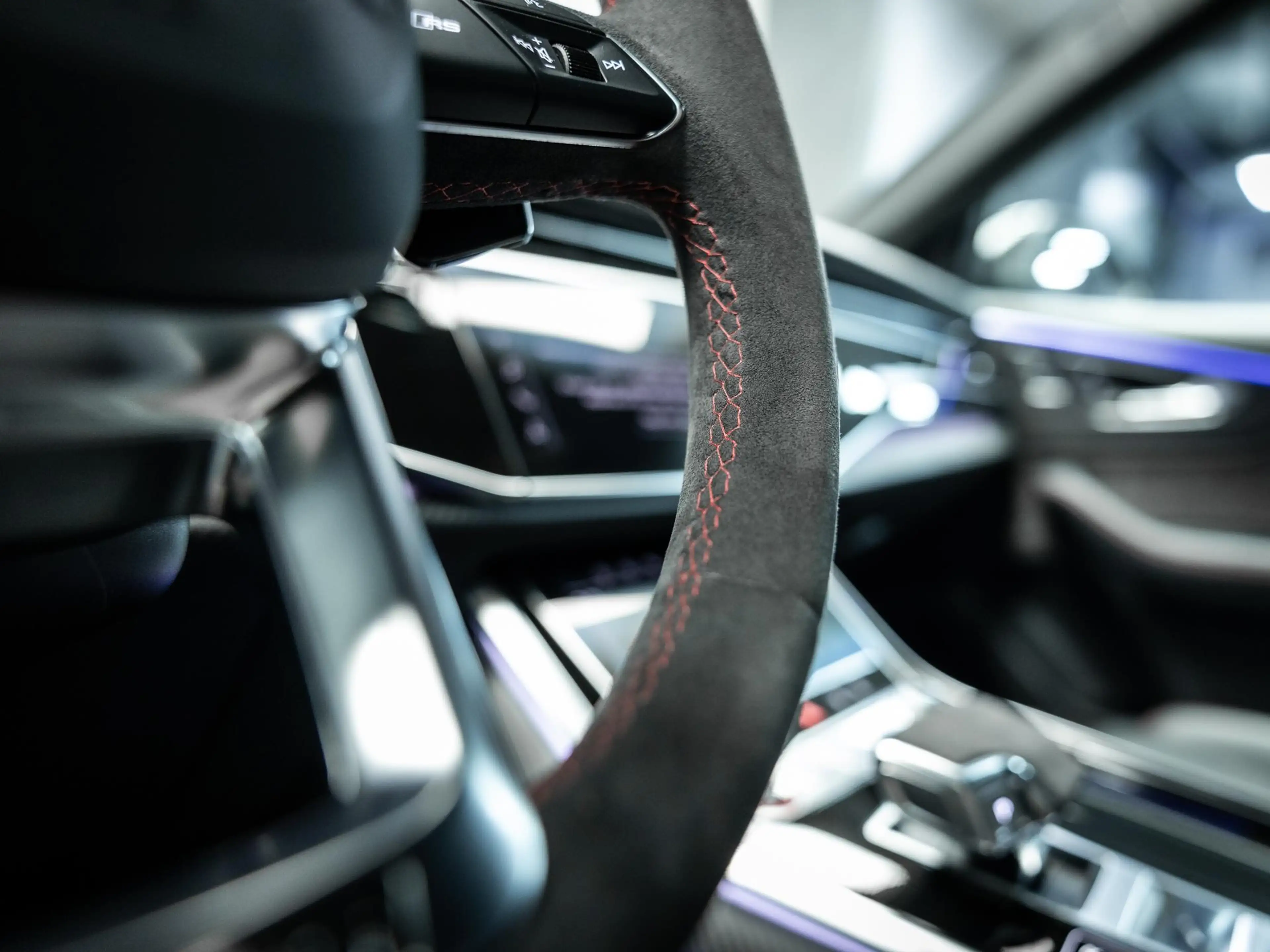 Audi RS Q8 RSQ8 4.0 TFSI quattro Goed uitgevoerde en uiterst — photo 26