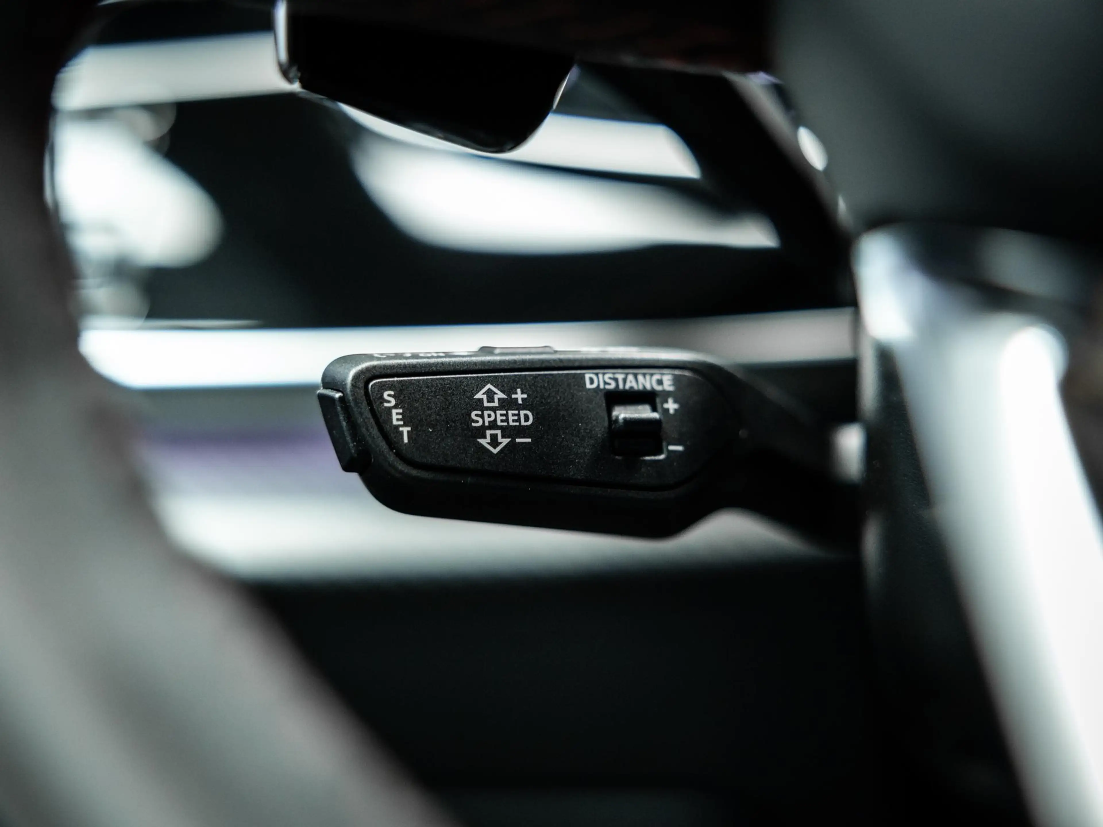 Audi RS Q8 RSQ8 4.0 TFSI quattro Goed uitgevoerde en uiterst — photo 25