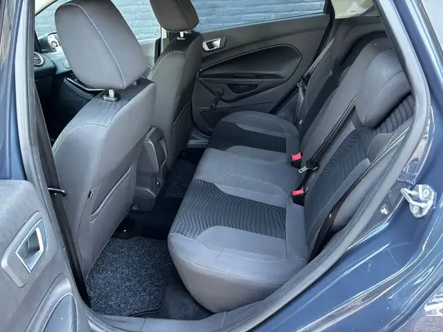 Ford Fiesta view 15