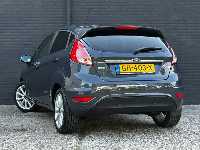 Ford Fiesta view 5