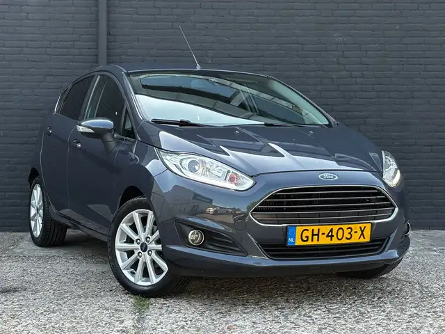 Ford Fiesta view 2