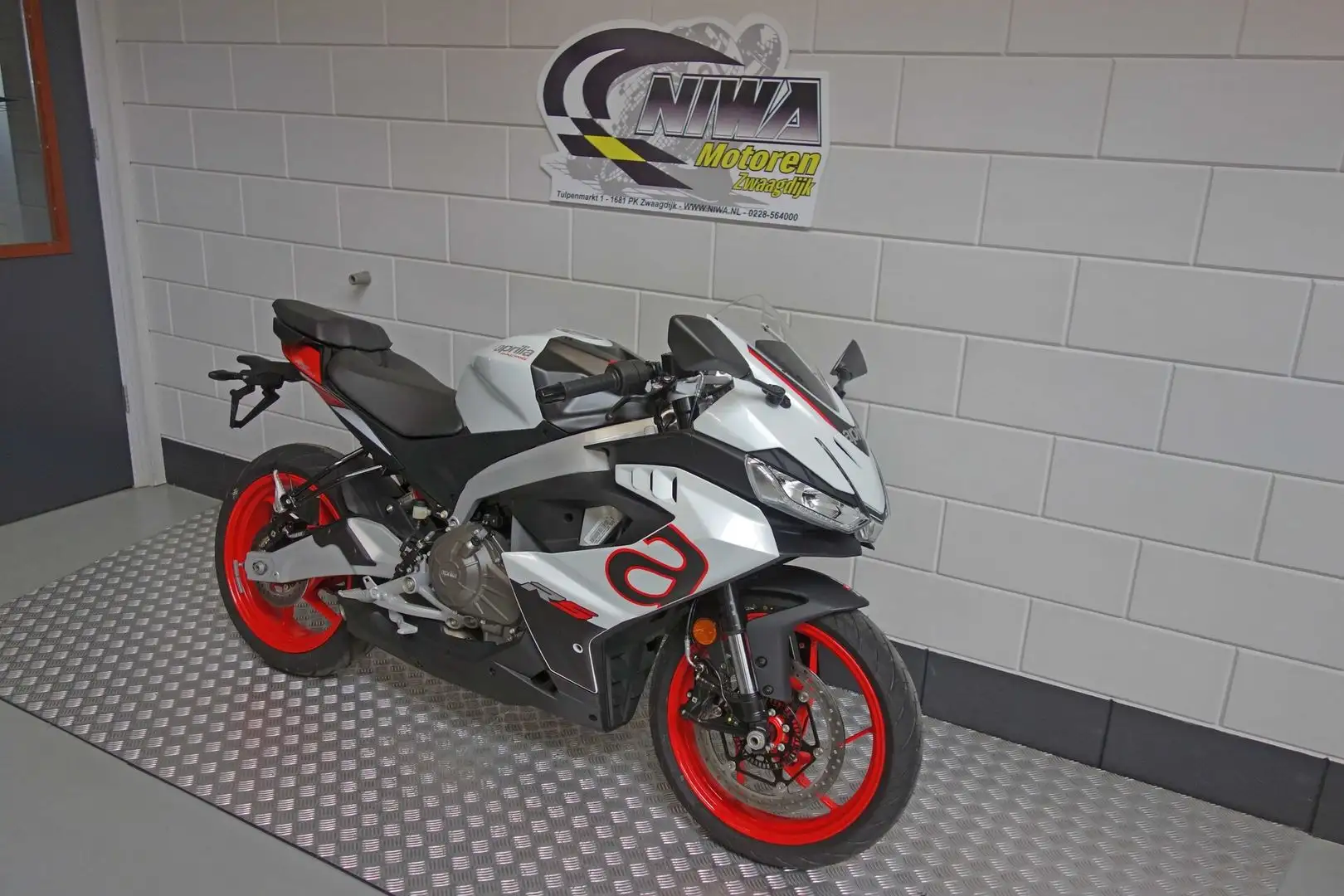 Aprilia RS 457 - 2