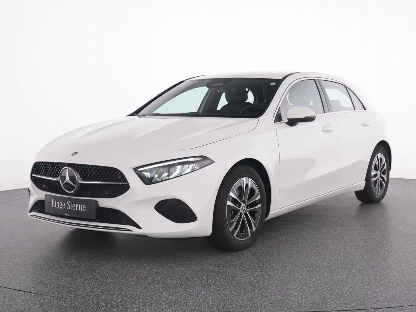 Mercedes-Benz A 180 Progressive+NavPrem+LED-HP+SpurAss+SHZ+RFK Blanc - 2