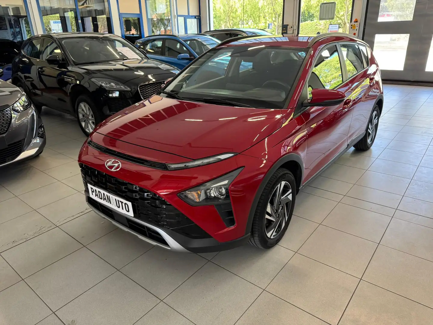 Hyundai BAYON 1.2 MPI MT XLine Rosso - 2