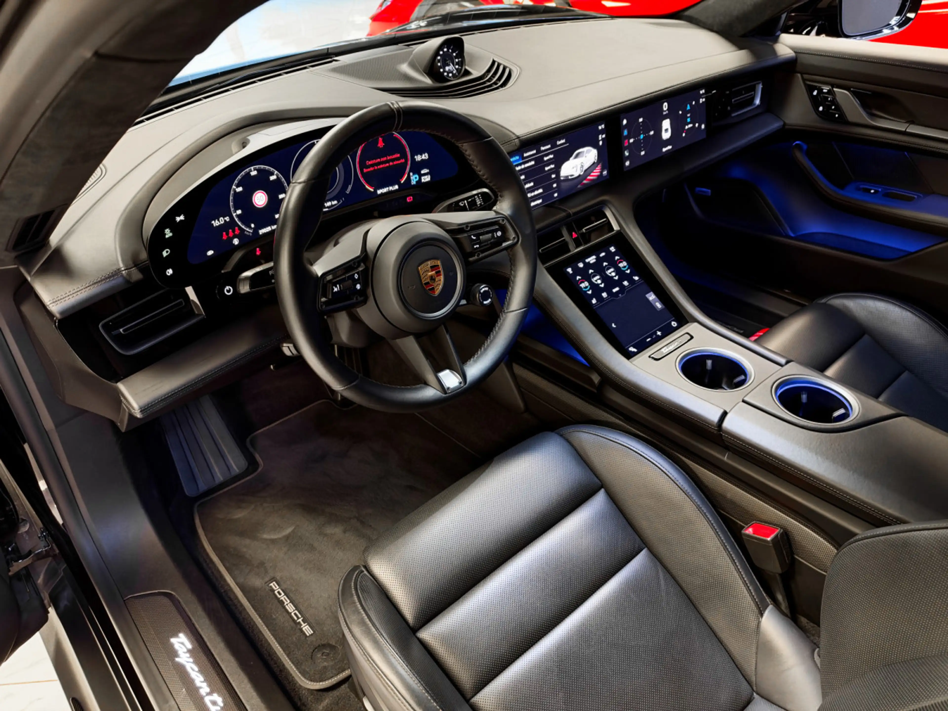 Porsche Taycan TURBO S / APPROVED 2028 / 5 SEATS — photo 10
