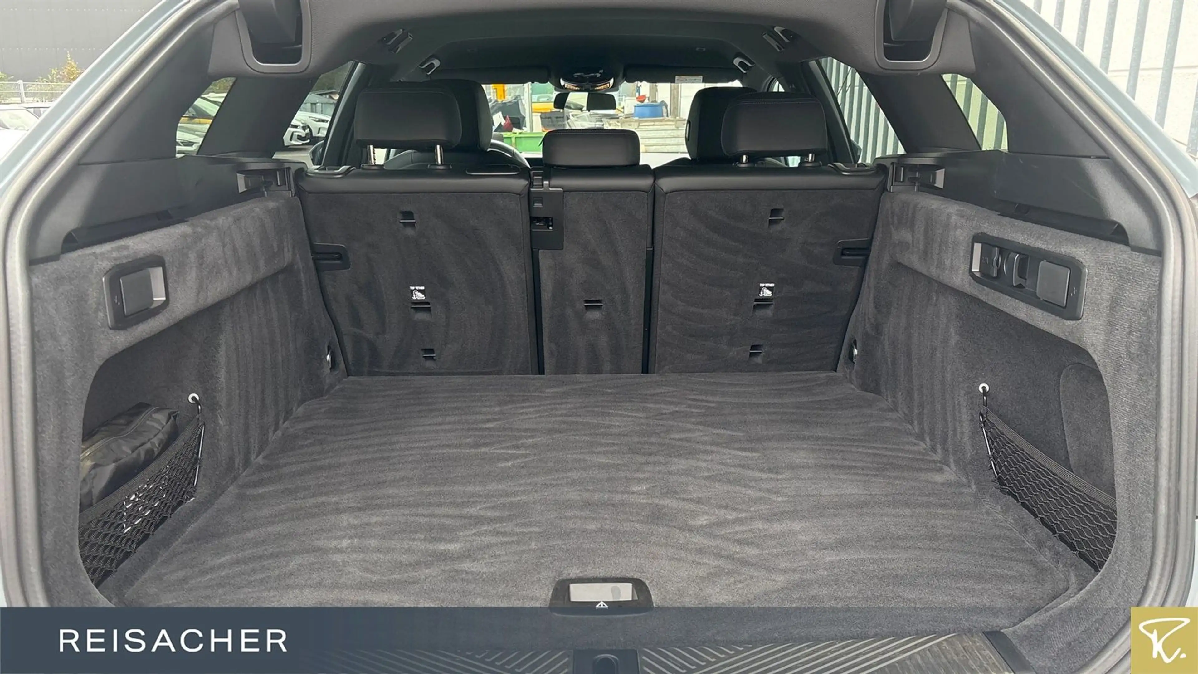 BMW 520 d A xDrive Tou M-Sport,AHK,DAProf,Standhzg — photo 10