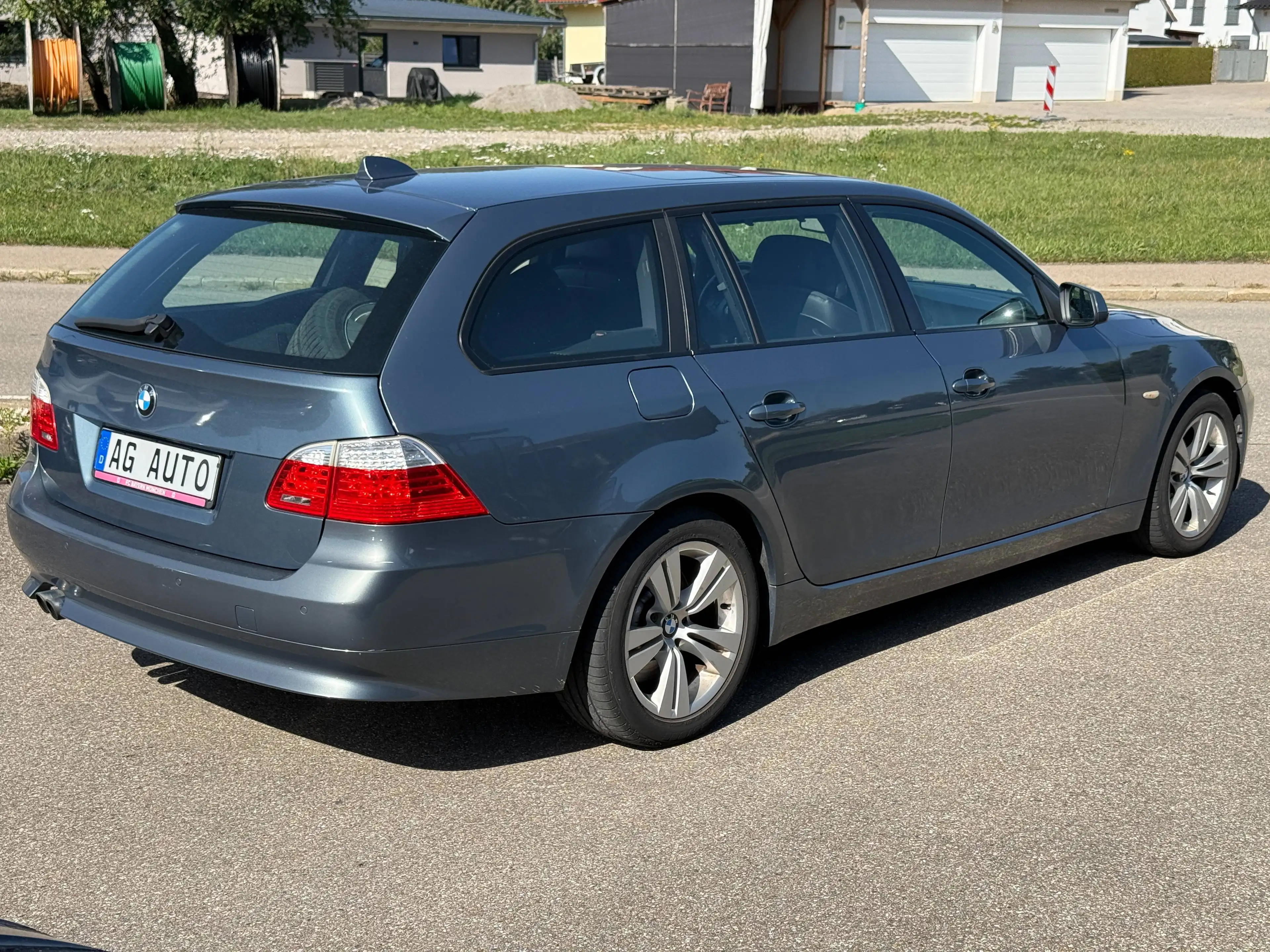 BMW 530 530i Automatik Touring 272 PS 8-fach — photo 7