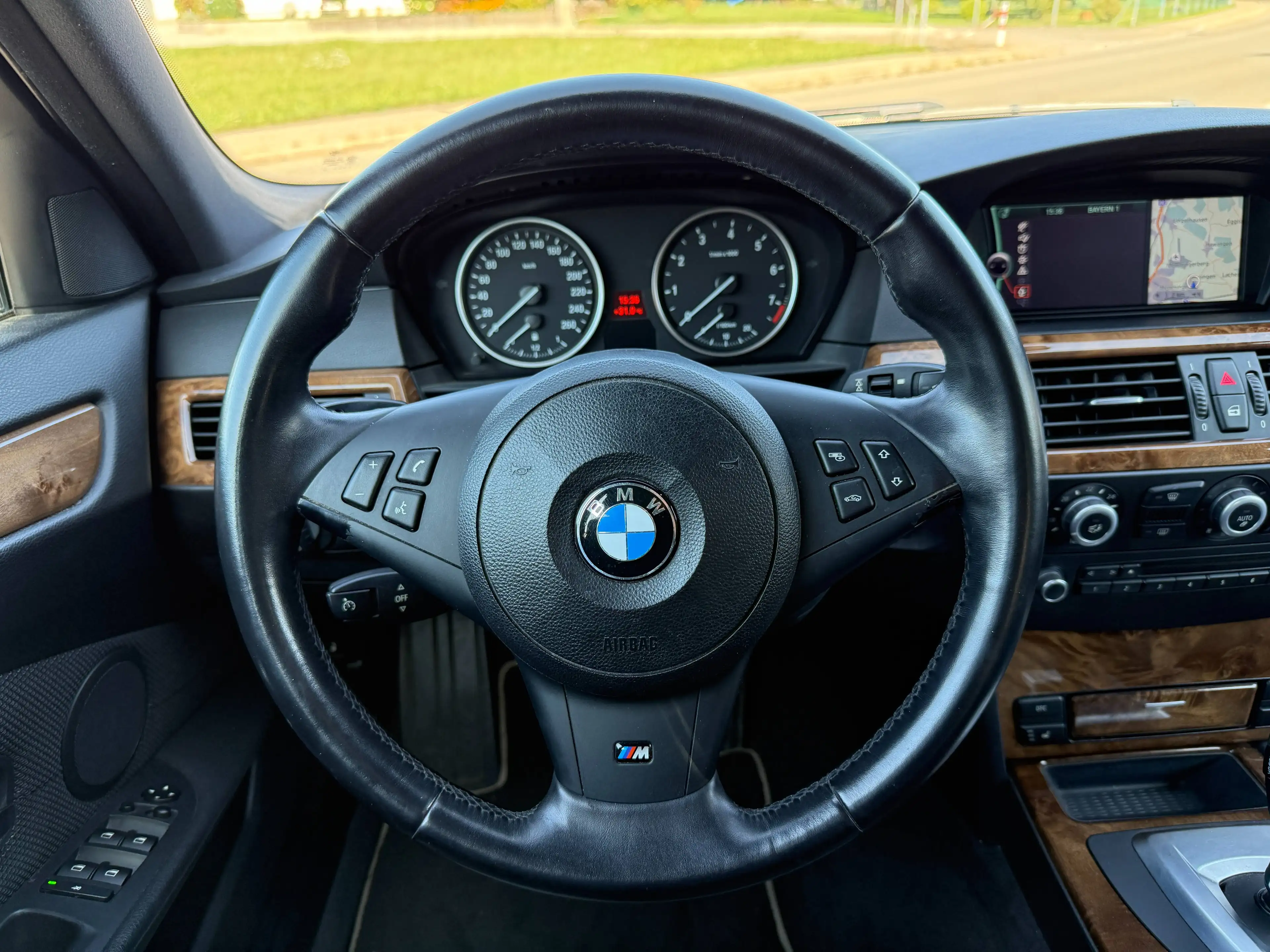 BMW 530 530i Automatik Touring 272 PS 8-fach — photo 15