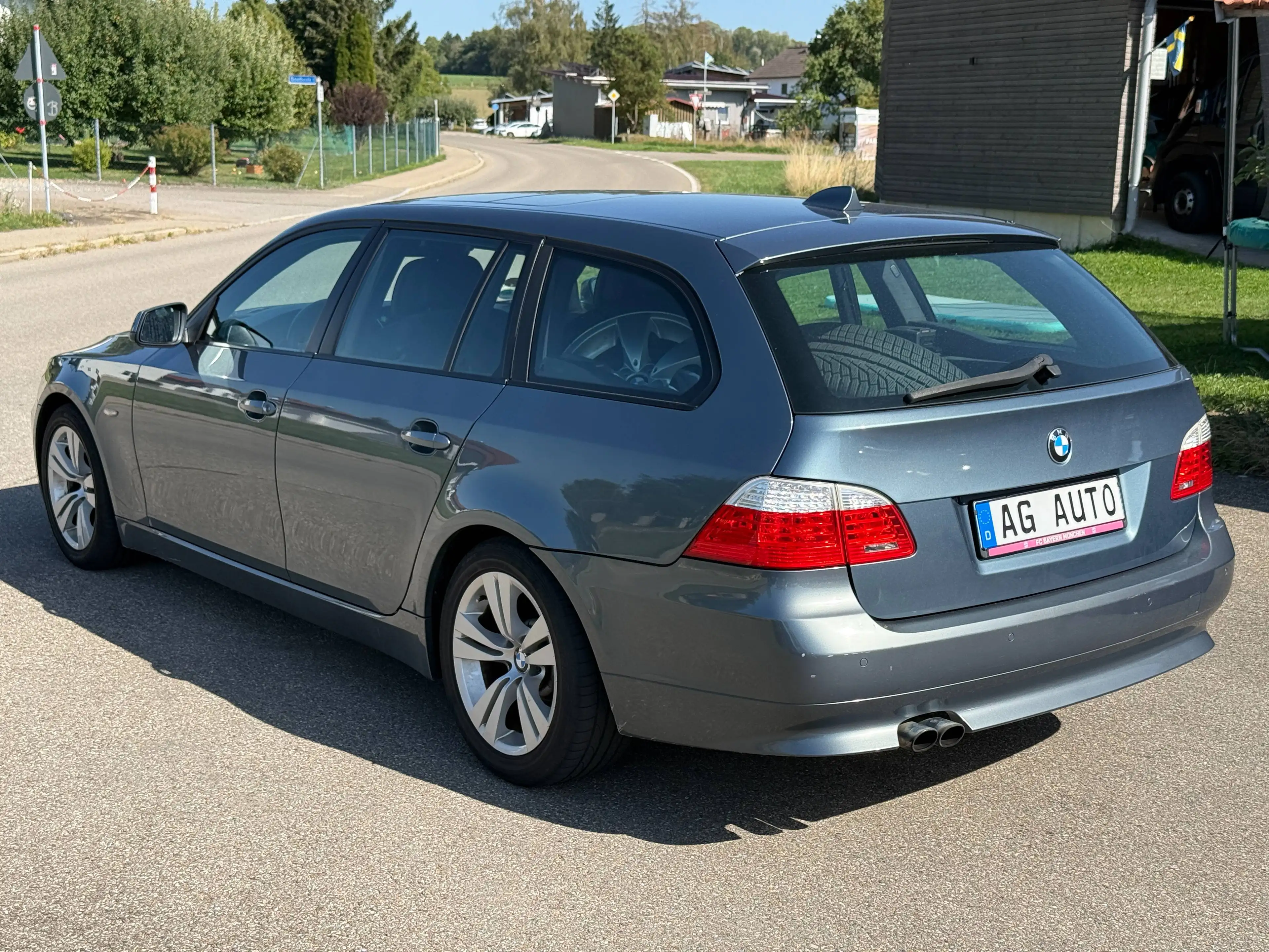 BMW 530 530i Automatik Touring 272 PS 8-fach — photo 5