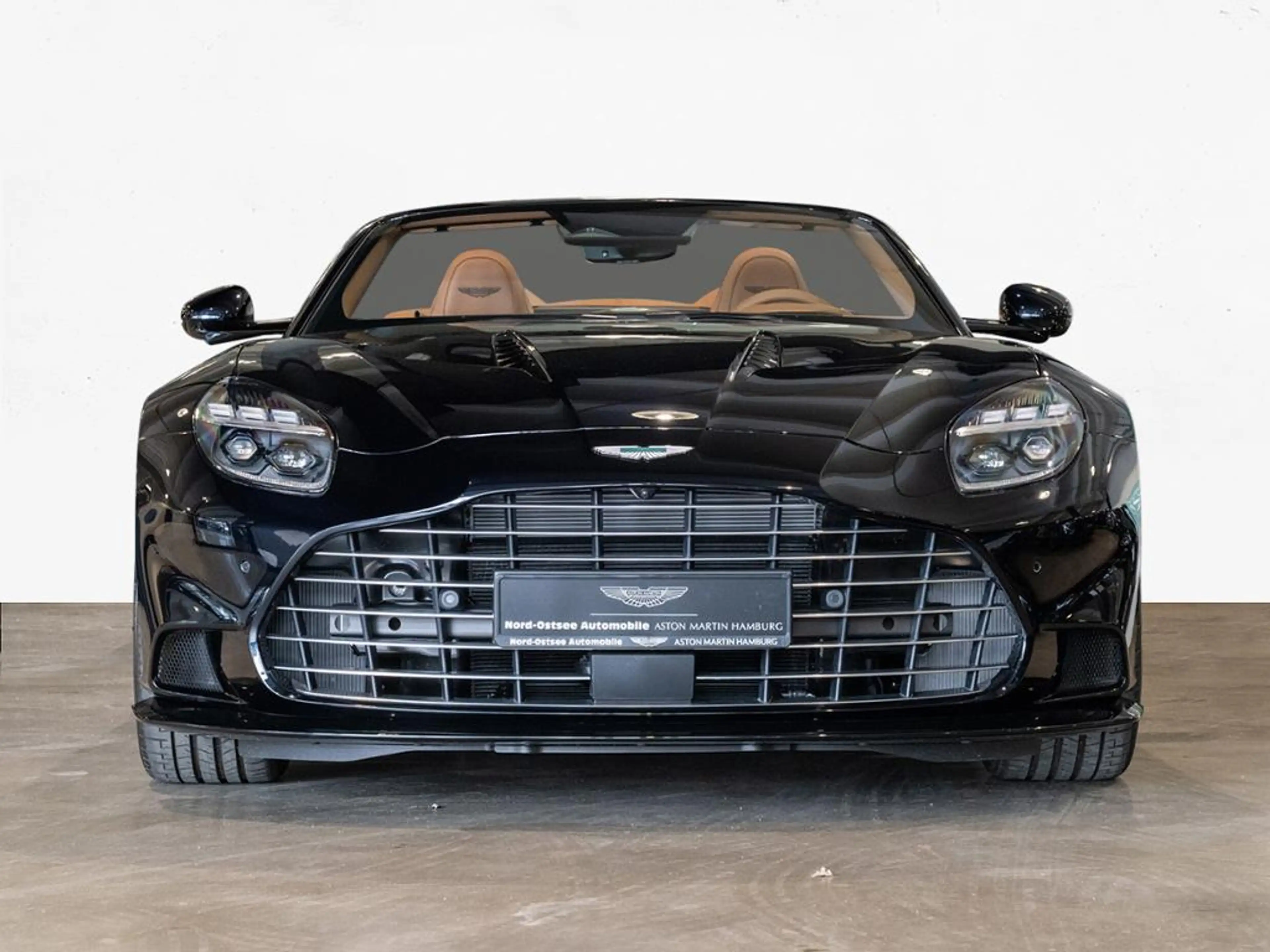 Aston Martin Vanquish Volante Aston Martin Hamburg — photo 8