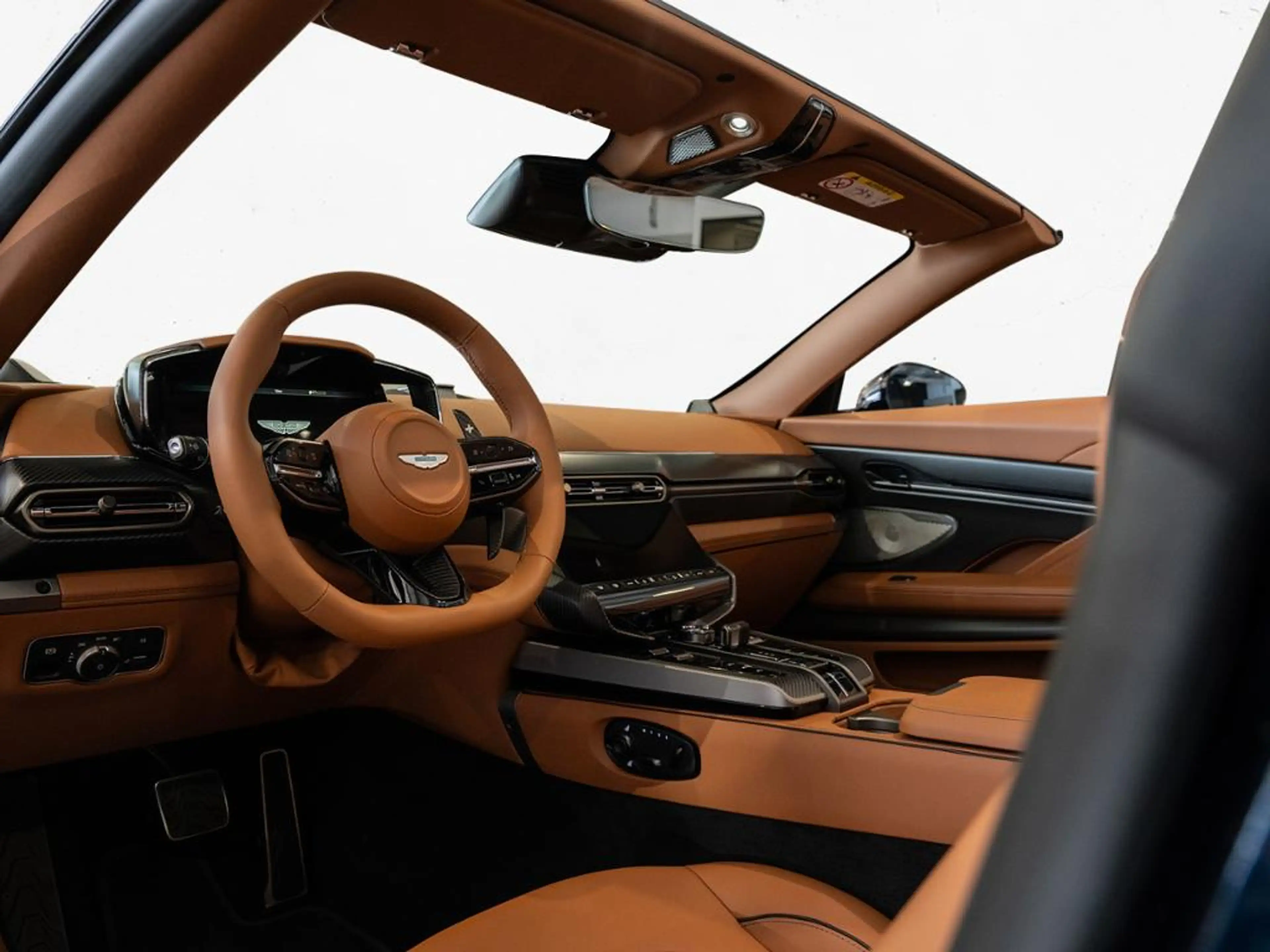 Aston Martin Vanquish Volante Aston Martin Hamburg — photo 4