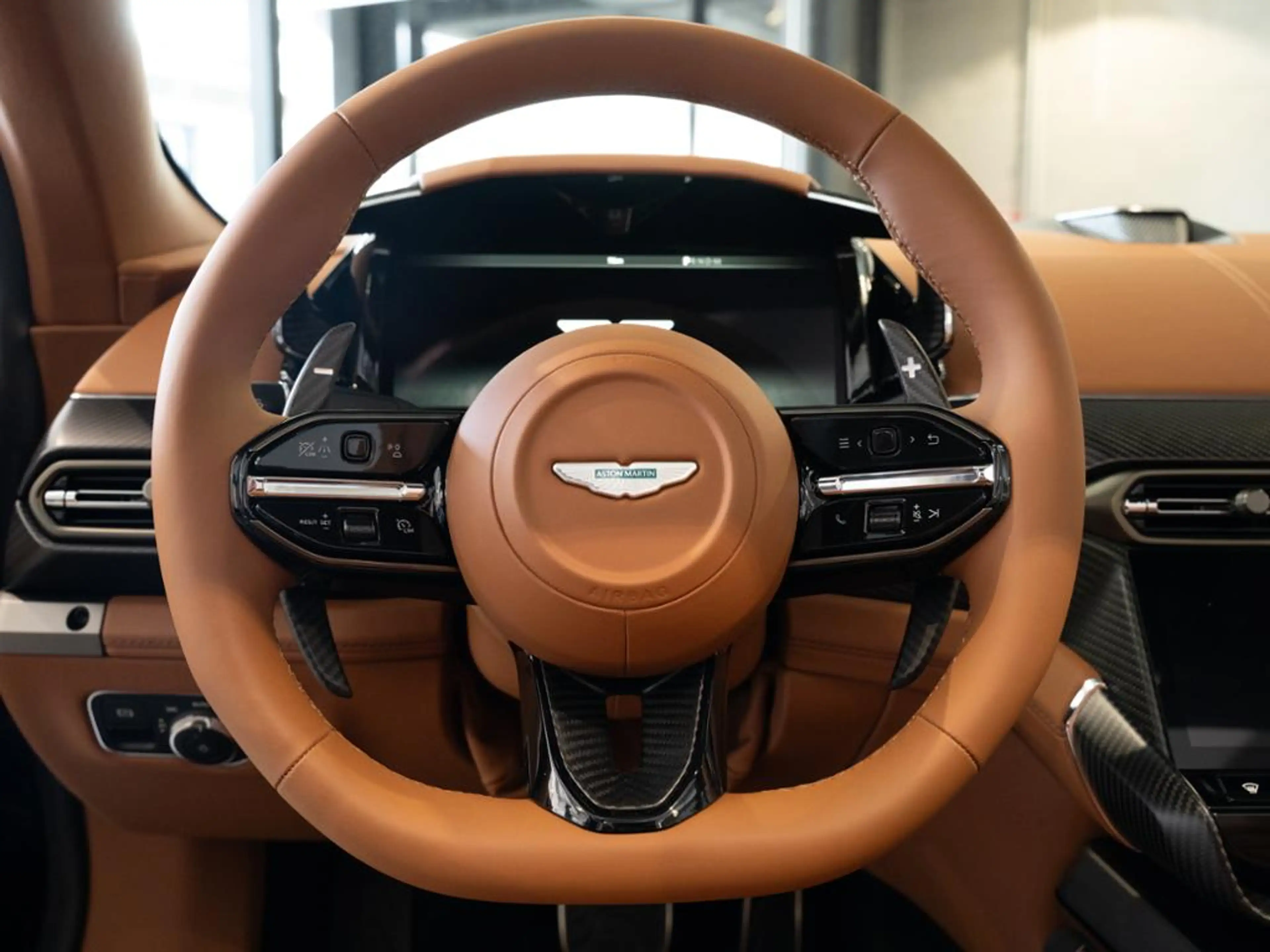 Aston Martin Vanquish Volante Aston Martin Hamburg — photo 12