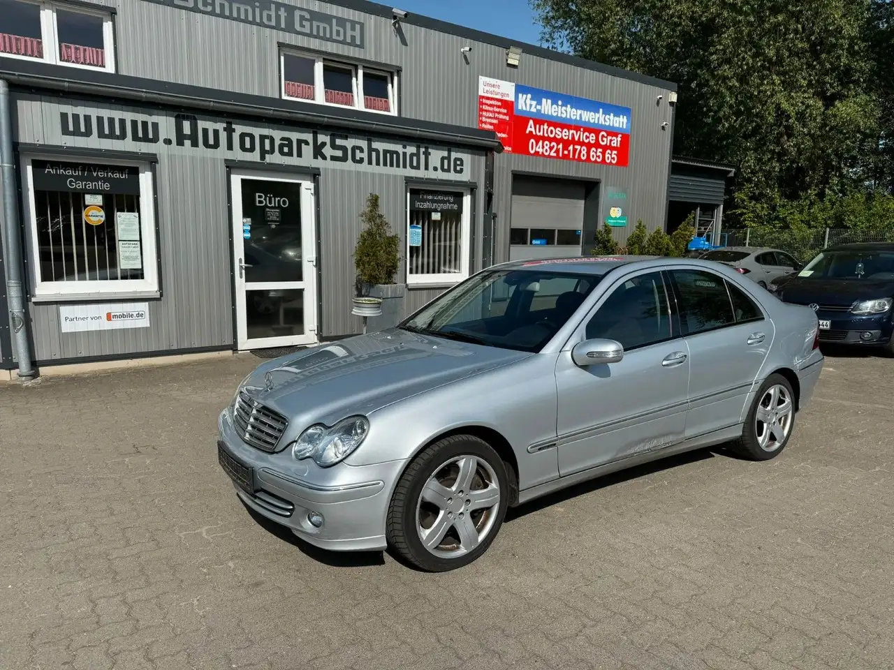 Mercedes-Benz C 320