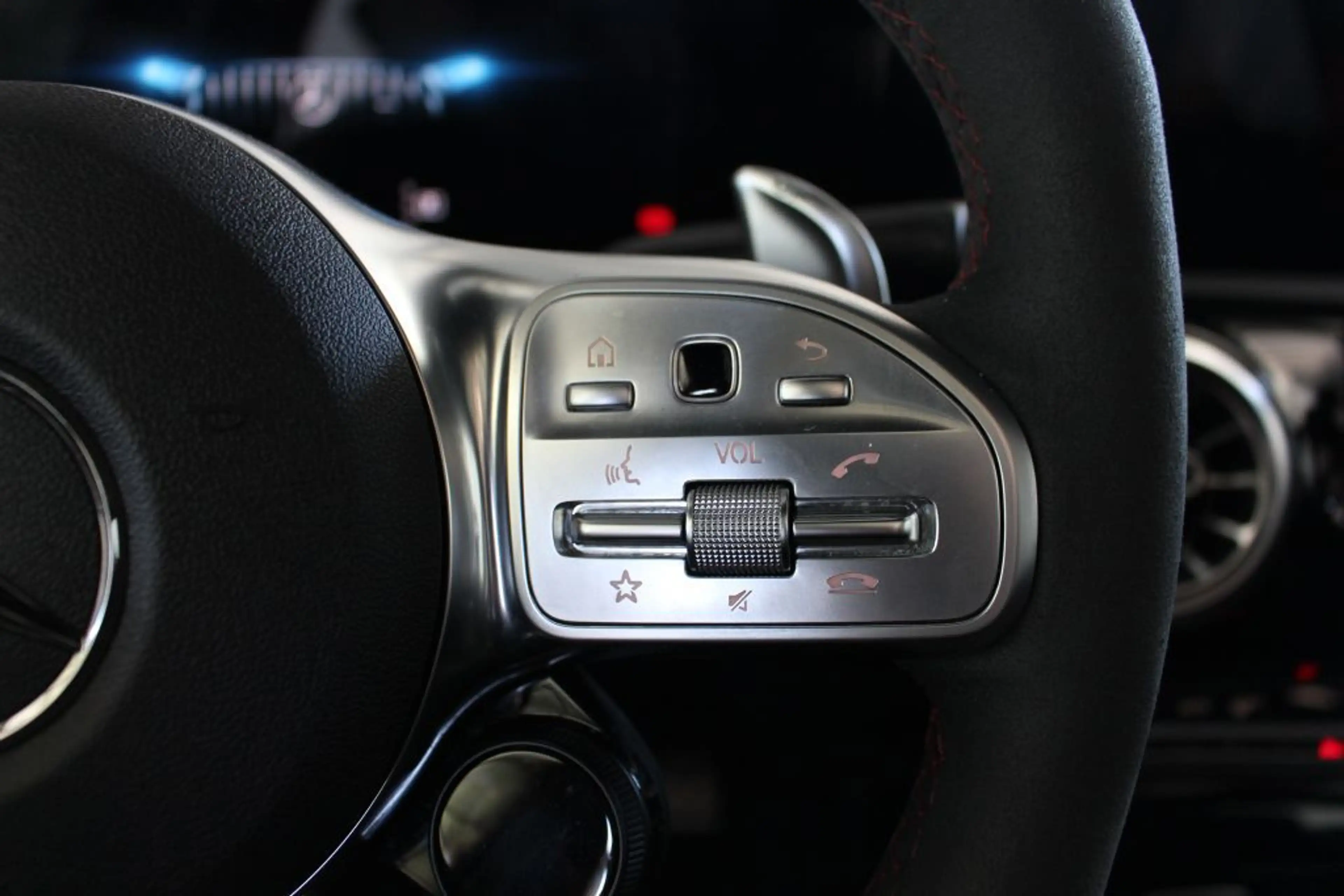 Mercedes-Benz A 45 AMG A 45 S AMG 4M MULTIBEAM Burmester Performance — photo 10